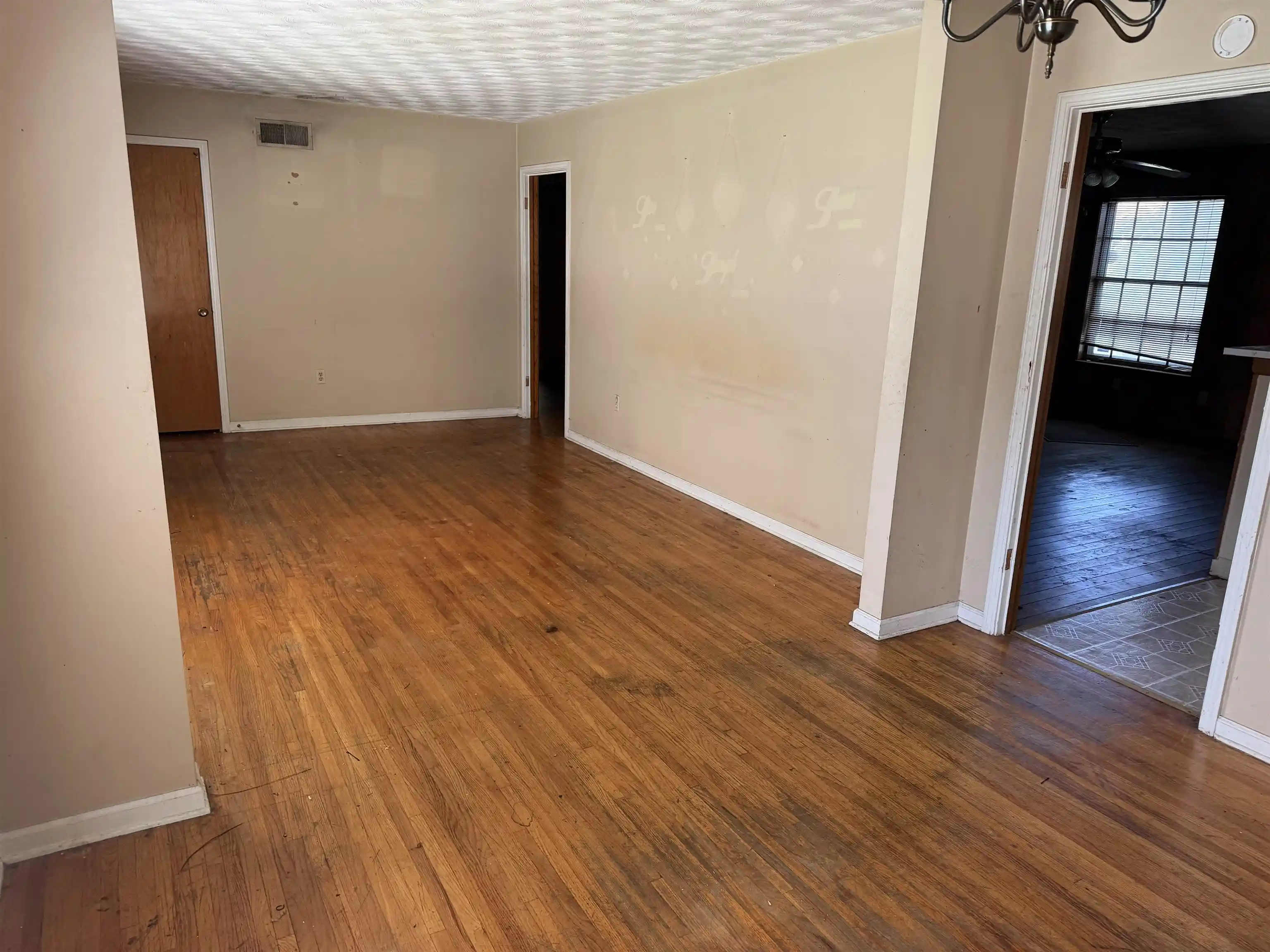 Photo 2 of Single family home for sale at 3481 Northmoor Ave, Memphis, TN 38128 | MLS# 10232319 | Listing updated on 2026-10-13
