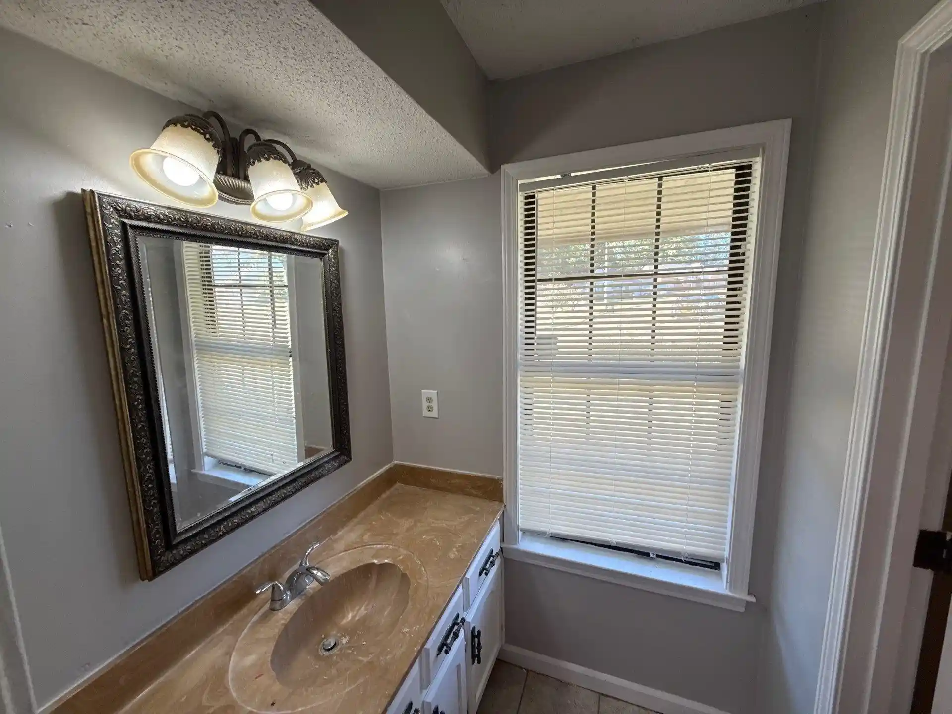 Photo 1 of Single family home for sale at 6743 Keystone Dr, Memphis, TN 38115 | MLS# 10232328 | Listing updated on 2026-10-13