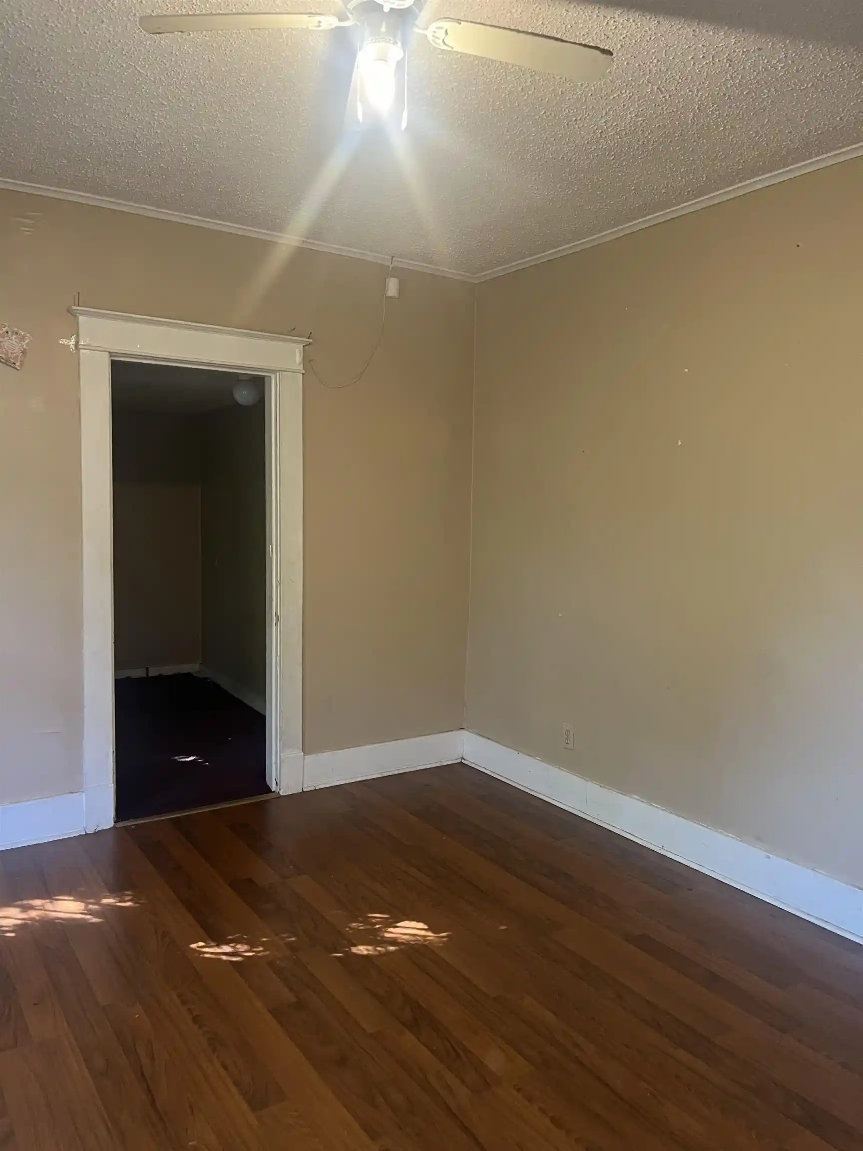 Photo 3 of Townhouse for sale at 2047 Waverly Ave, Memphis, TN 38114 | MLS# 10232342 | Listing updated on 2026-10-27