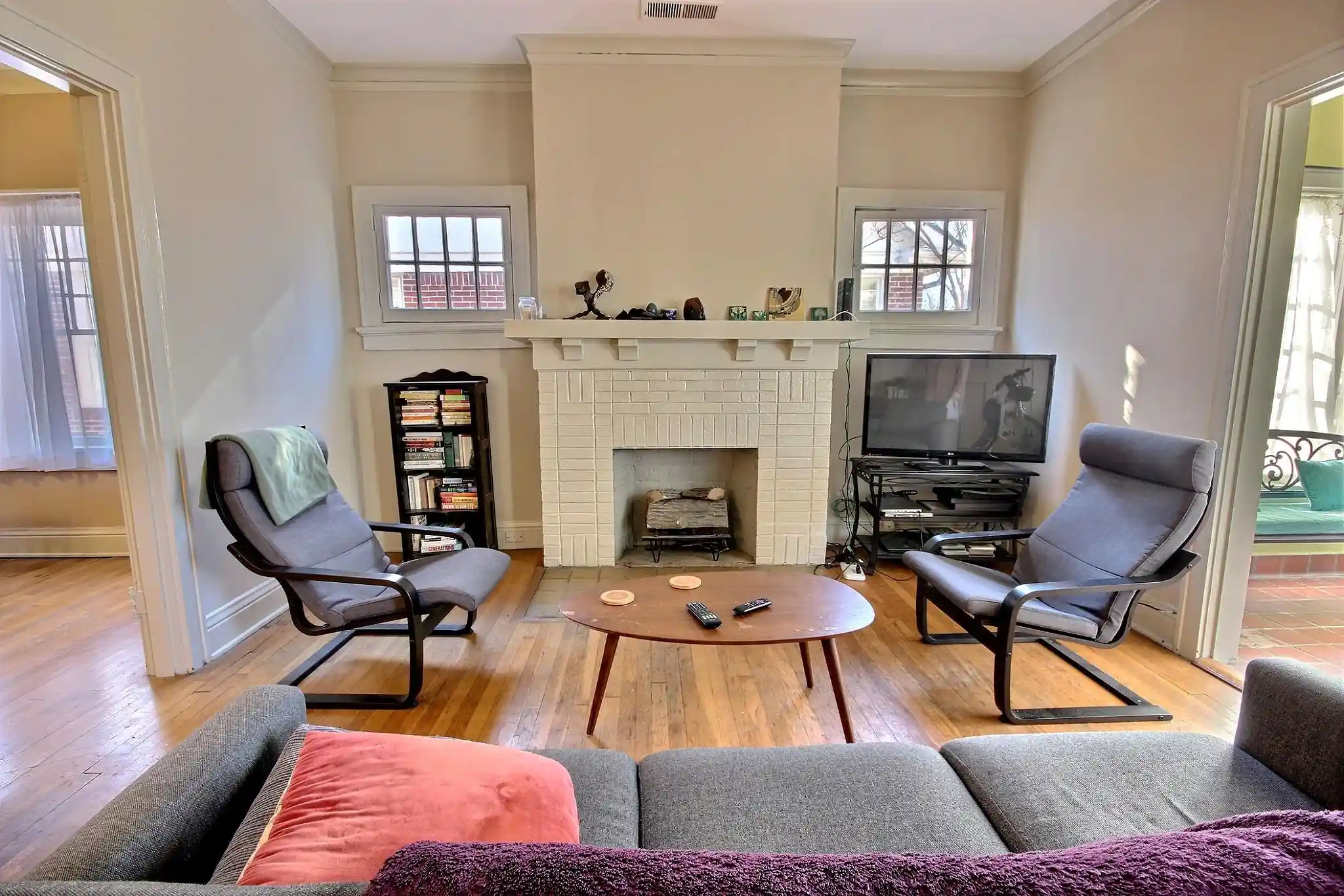 Listing Photo 4 - Condo for sale in building located at 334 N Mclean St, Memphis, TN 38112