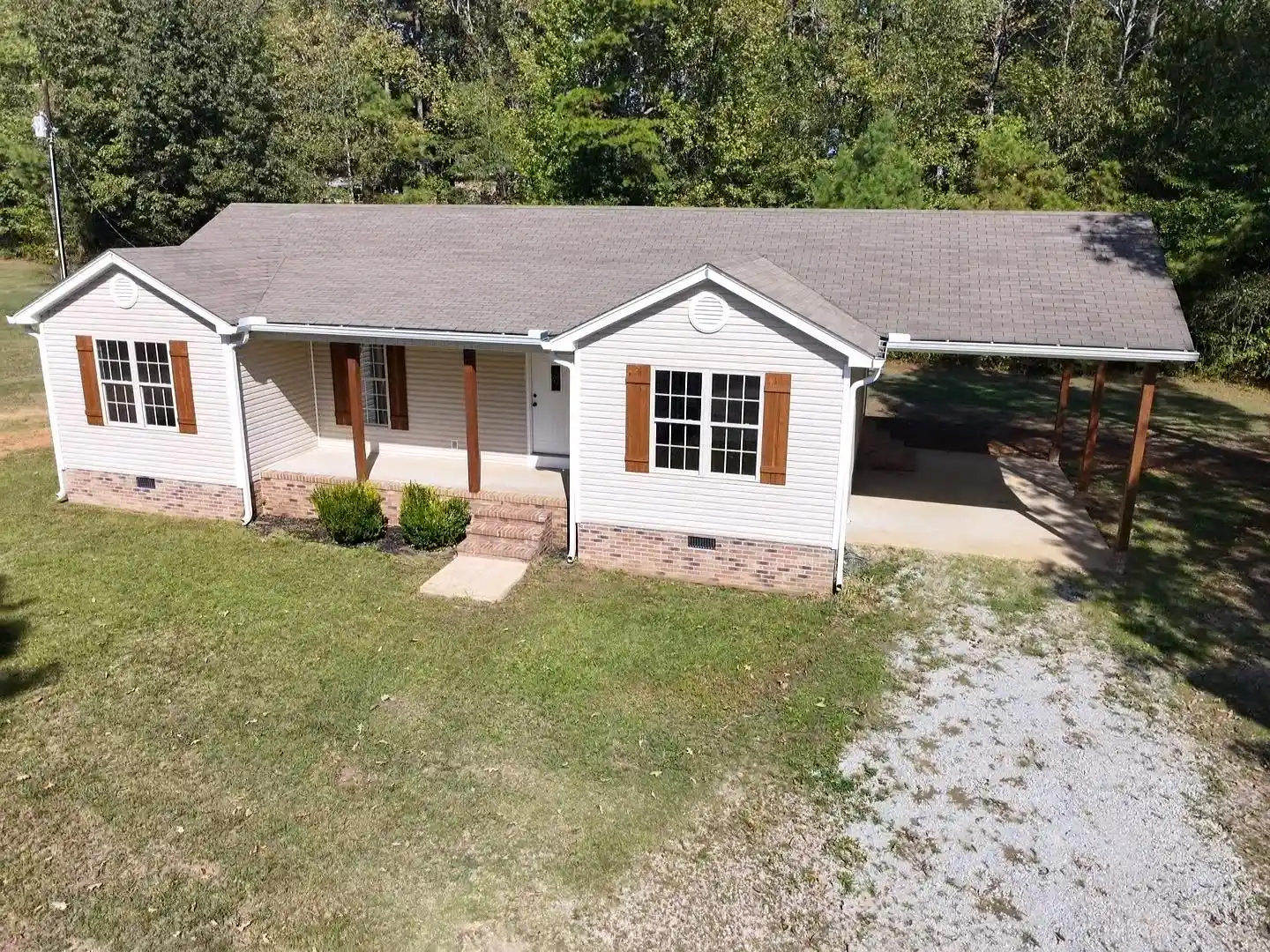 Photo 1 of Single family home for sale at 425 Middleton Loop, Bolivar, TN 38008 | MLS# 10232355 | Listing updated on 2026-10-14
