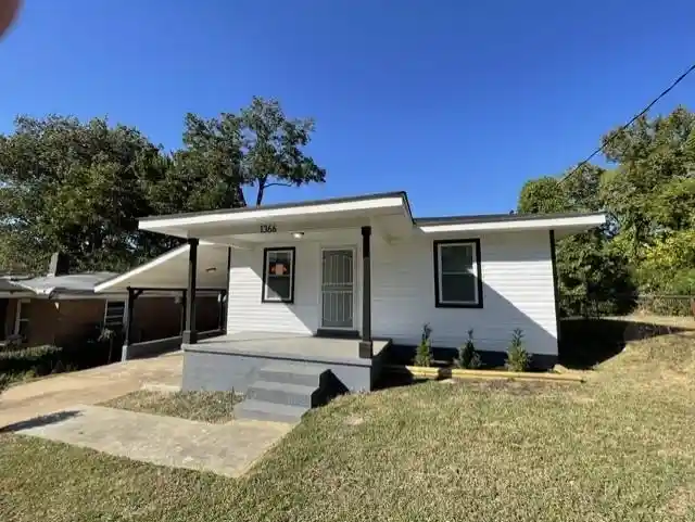 Photo 1 of Single family home for sale at 1366 Eloise Rd, Memphis, TN 38106 | MLS# 10232409 | Listing updated on 2026-10-14
