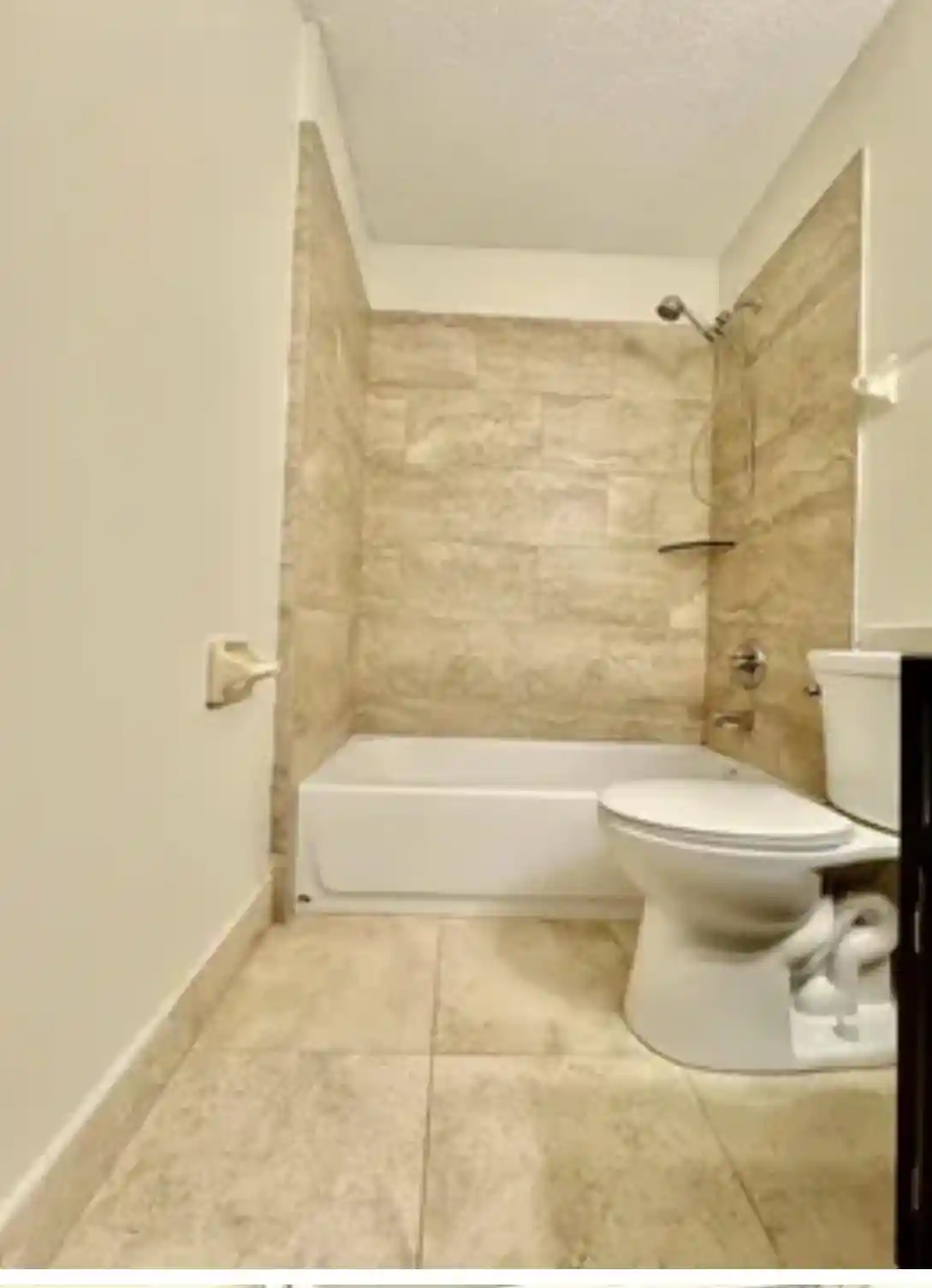 Photo 2 of Single family home for sale at 2240 Hometown Dr, Memphis, TN 38133 | MLS# 10232413 | Listing updated on 2026-10-14