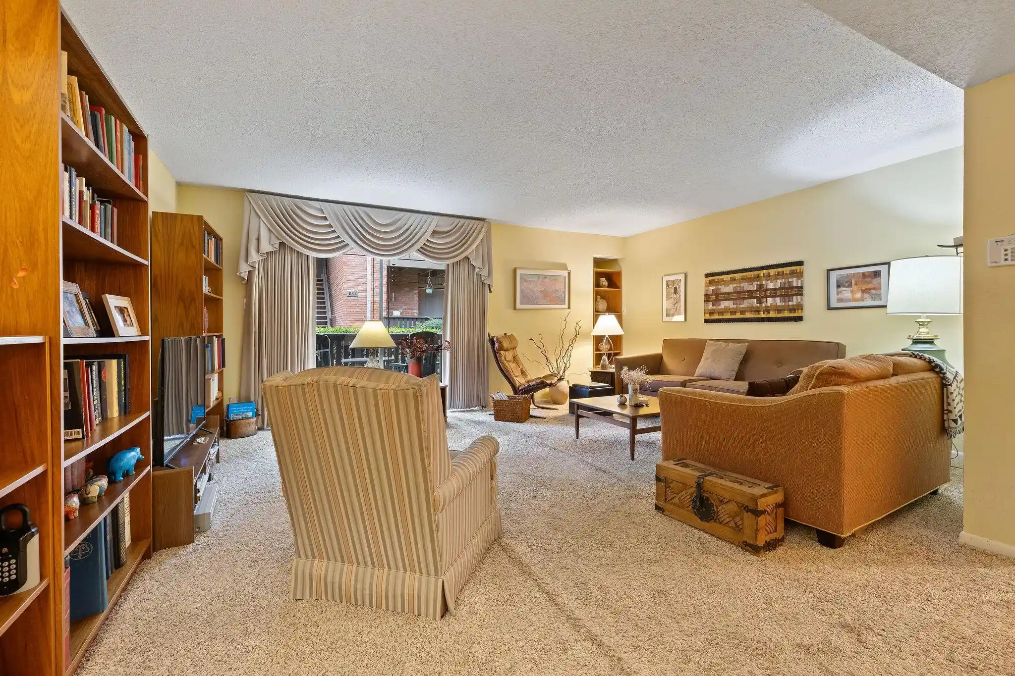 Photo 1 of Condo for sale at 835 Thistledown Dr #2003, Memphis, TN 38117 | MLS# 10232432 | Listing updated on 2026-10-15