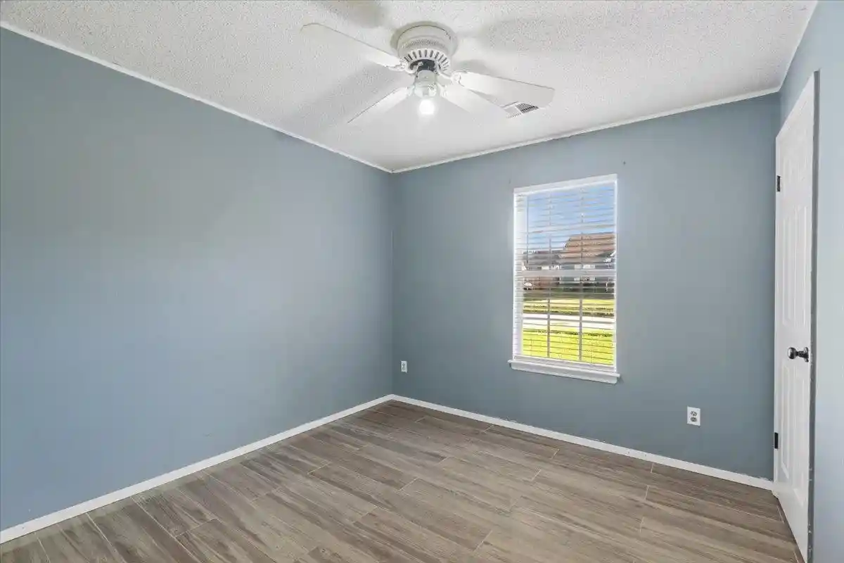 Photo 1 of Sale Pending at 5870 Hickory Shadow Ln, Memphis, TN 38141 | MLS# 10232446 | Listing updated on 2026-10-19