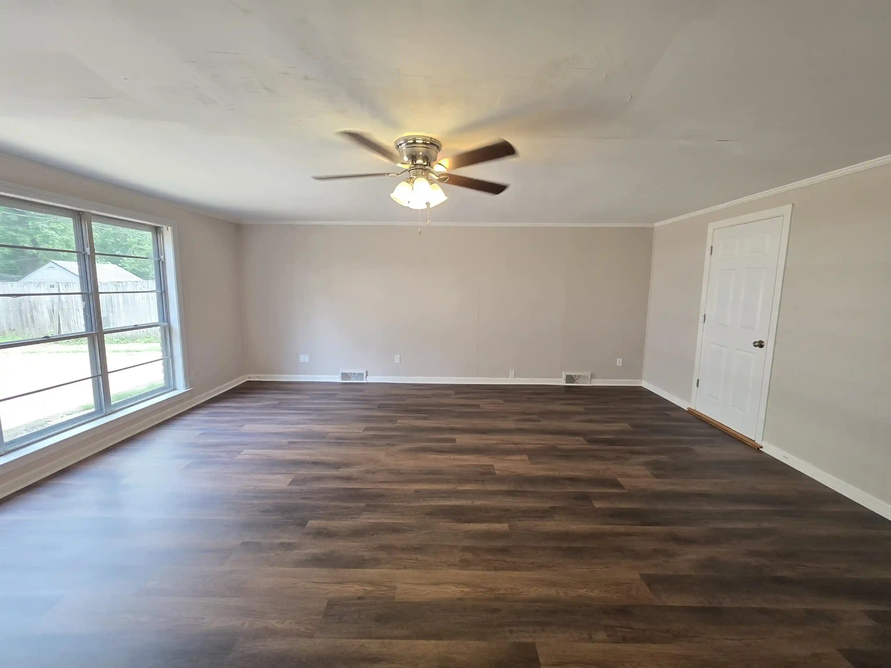 Photo 2 of Single family home for sale at 99 Perkins Ext, Memphis, TN 38117 | MLS# 10232450 | Listing updated on 2026-10-15