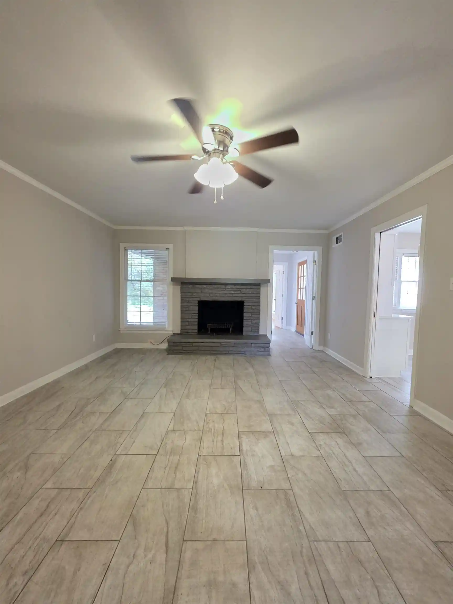 Photo 4 of Single family home for sale at 99 Perkins Ext, Memphis, TN 38117 | MLS# 10232450 | Listing updated on 2026-10-15
