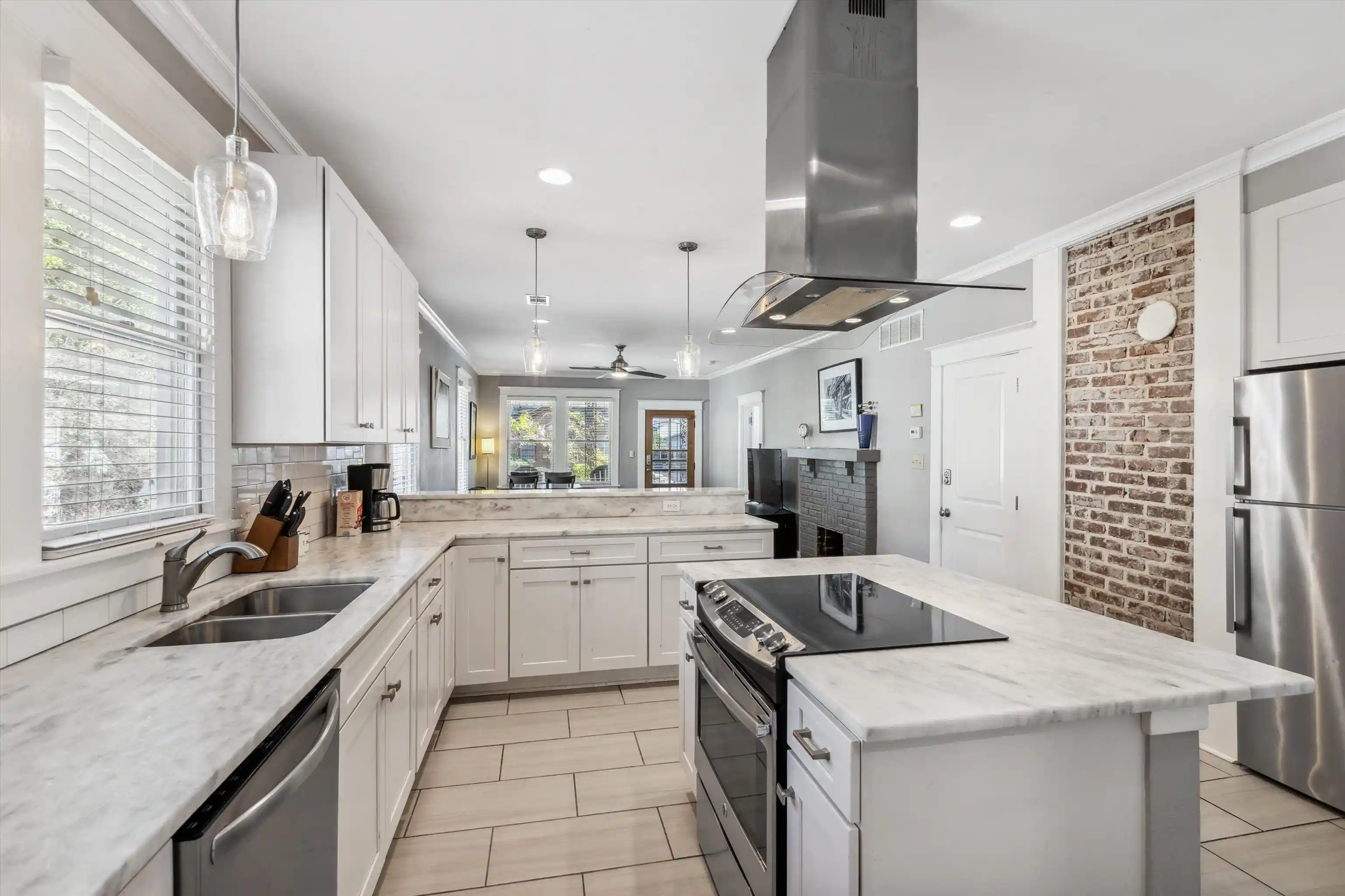 Photo 1 of Single family home for sale at 1055 New York St, Memphis, TN 38104 | MLS# 10232467 | Listing updated on 2026-10-27
