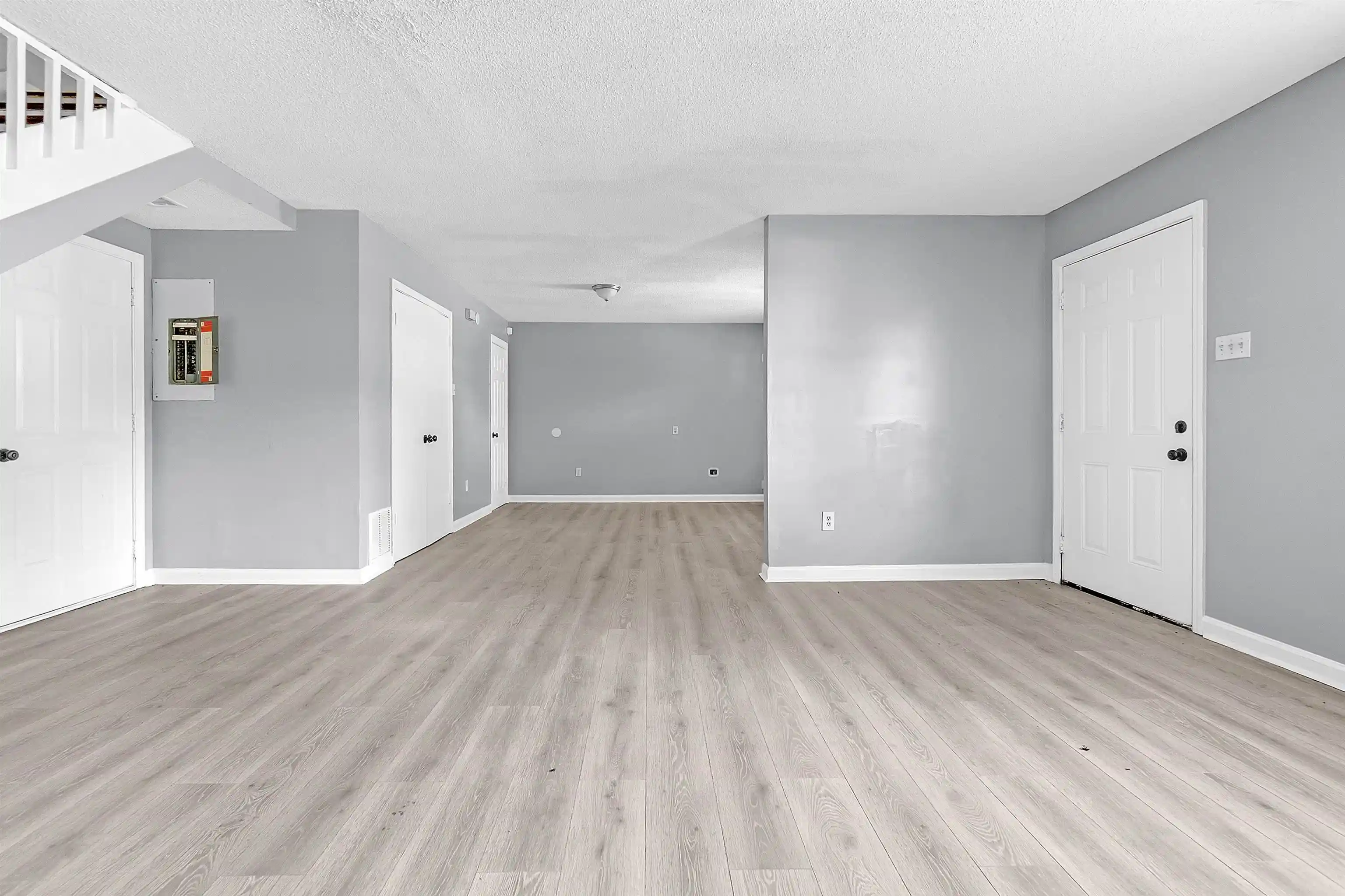 Photo 3 of House for sale at 2525 Rozelle St, Memphis, TN 38114 | MLS# 10232549 | Listing updated on 2026-10-16