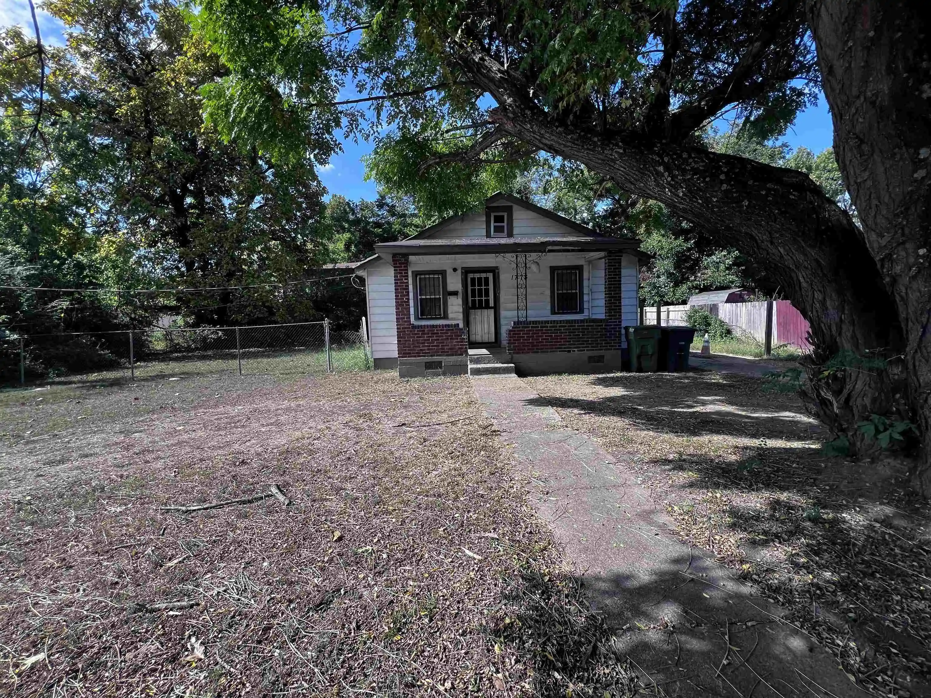 Photo 1 of Single family home for sale at 1773 N Hollywood St, Memphis, TN 38108 | MLS# 10232552 | Listing updated on 2026-10-16