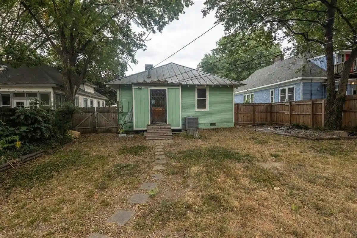 Photo 3 of Townhouse for sale at 1869 Oliver Ave, Memphis, TN 38114 | MLS# 10232589 | Listing updated on 2026-10-21