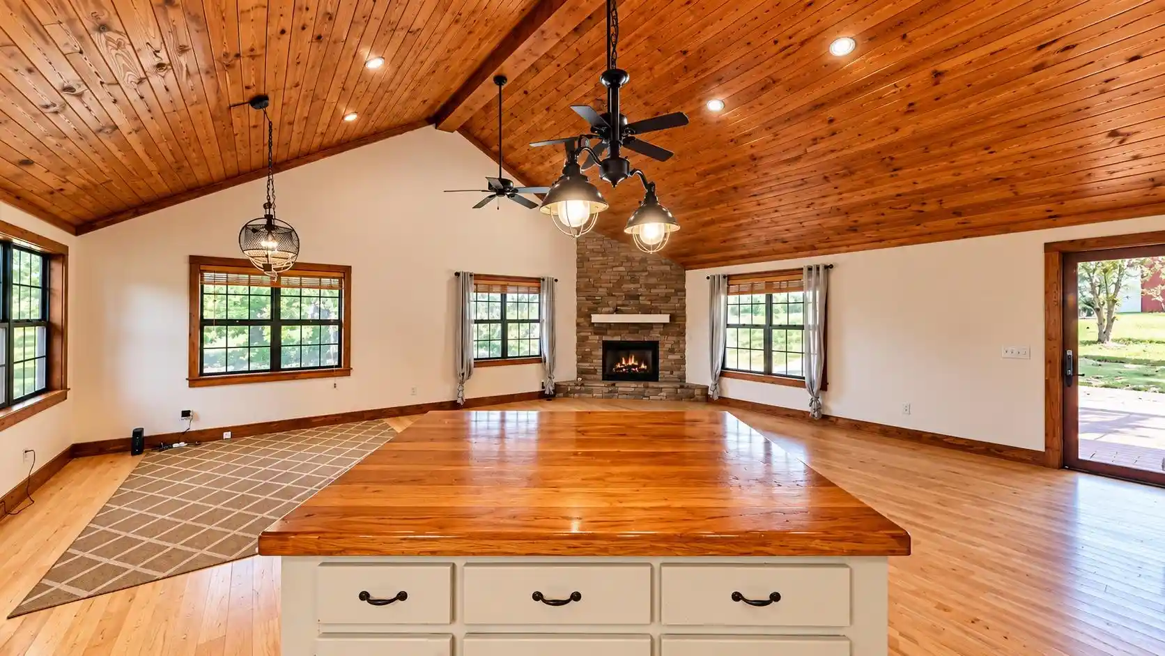 Photo 3 of Single family home for sale at 8 Cr 468 Rd, Iuka, MS 38852 | MLS# 10232600 | Listing updated on 2026-10-21