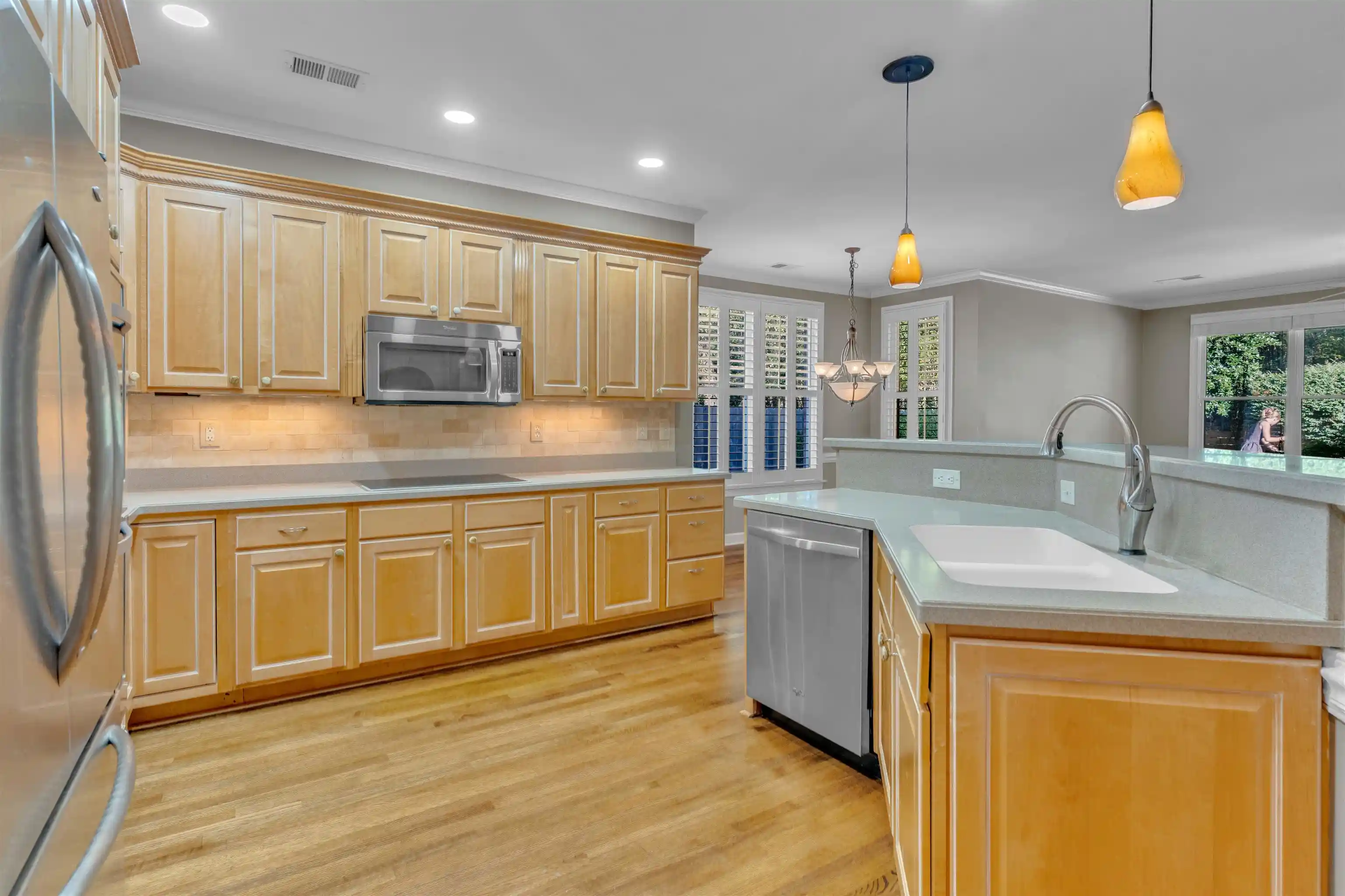 Photo 3 of Single family home for sale at 8400 Wood Manor Cv, Cordova, TN 38016 | MLS# 10232635 | Listing updated on 2026-10-29