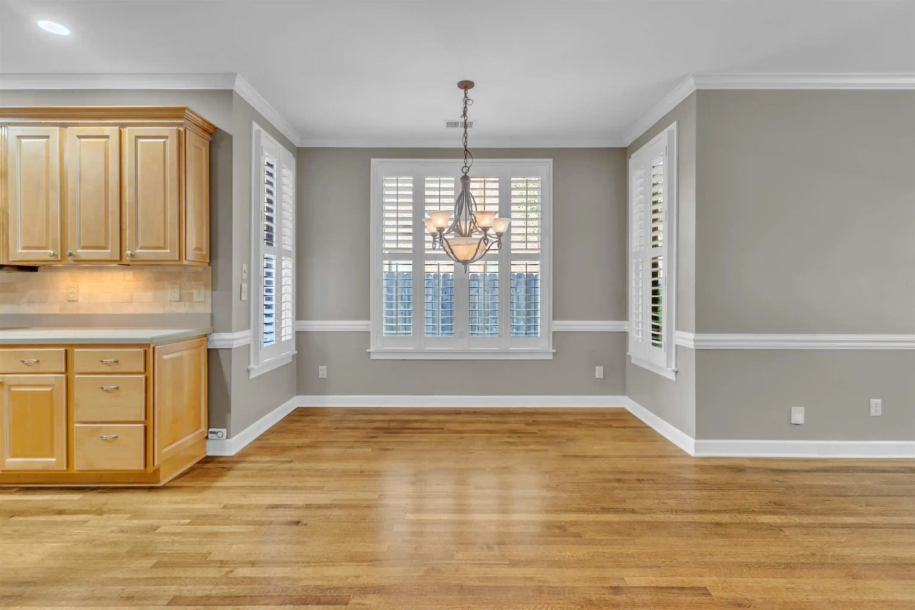 Photo 4 of Single family home for sale at 8400 Wood Manor Cv, Cordova, TN 38016 | MLS# 10232635 | Listing updated on 2026-10-29