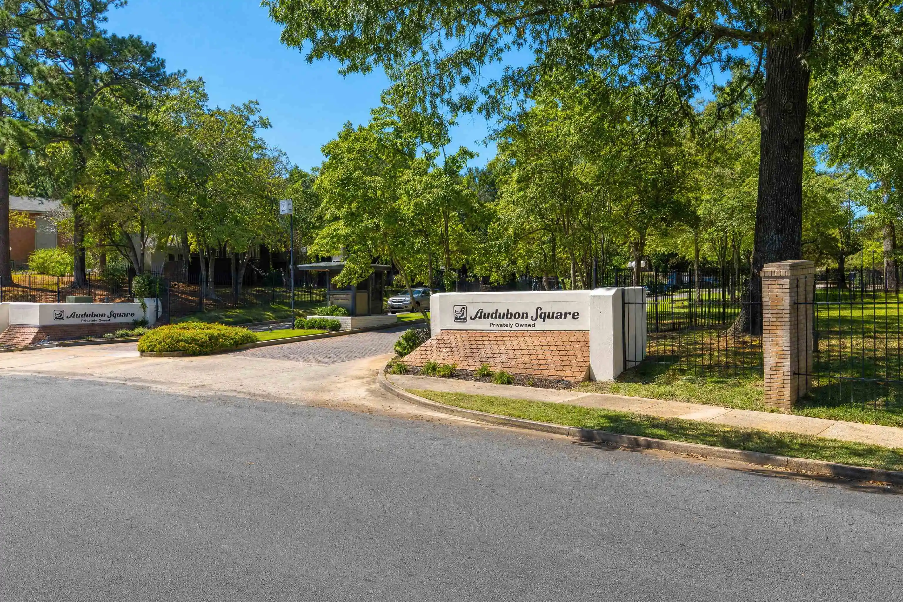 Photo 1 of Condo for sale at 843 Thistledown Dr #1, Memphis, TN 38117 | MLS# 10232664 | Listing updated on 2026-10-19