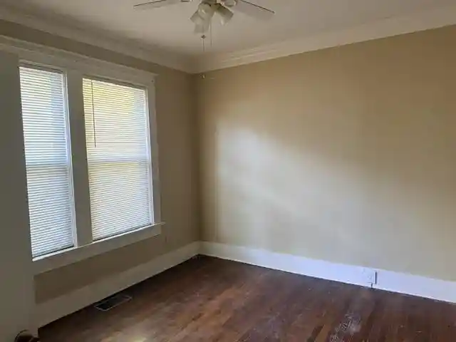 Photo 3 of Single family home for sale at 1571 Jackson Ave, Memphis, TN 38107 | MLS# 10232669 | Listing updated on 2026-10-19