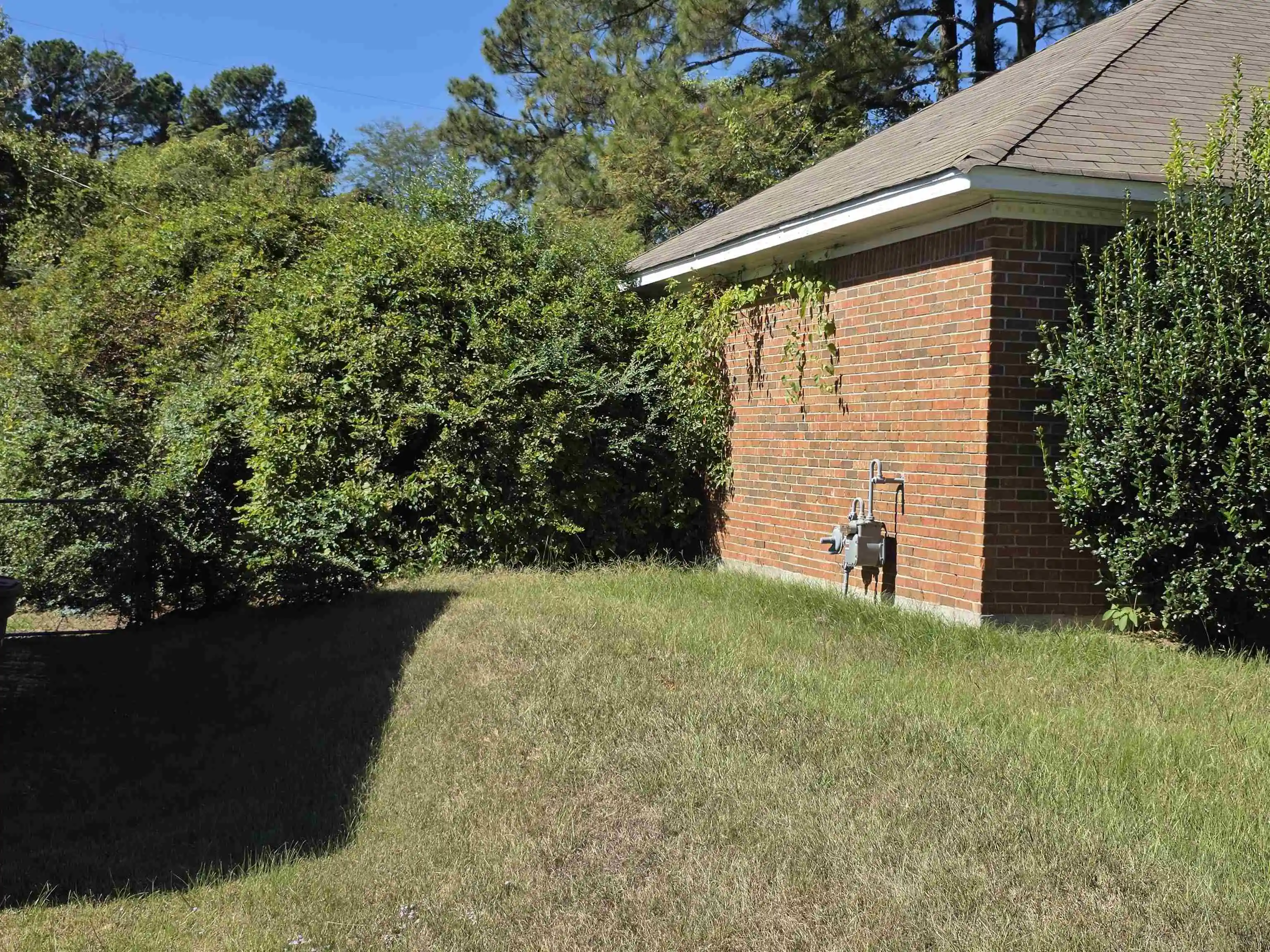 Photo 2 of Single family home for sale at 4015 N Trezevant St, Memphis, TN 38127 | MLS# 10232685 | Listing updated on 2026-10-19