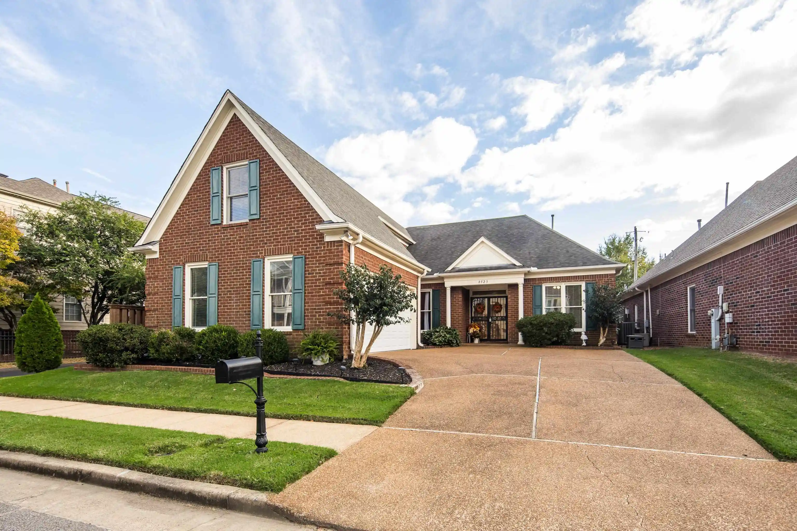 Photo 1 of Single family home for sale at 8523 Farley Ave, Cordova, TN 38016 | MLS# 10232699 | Listing updated on 2026-10-19