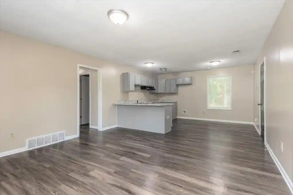Photo 4 of Single family home for sale at 646 Creekstone Cir, Memphis, TN 38127 | MLS# 10232700 | Listing updated on 2026-10-26