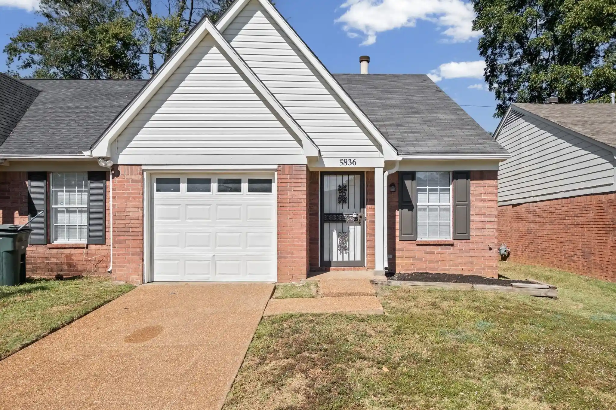 Photo 1 of Townhouse for sale at 5836 Ashridge Pl, Memphis, TN 38141 | MLS# 10232831 | Listing updated on 2026-10-29