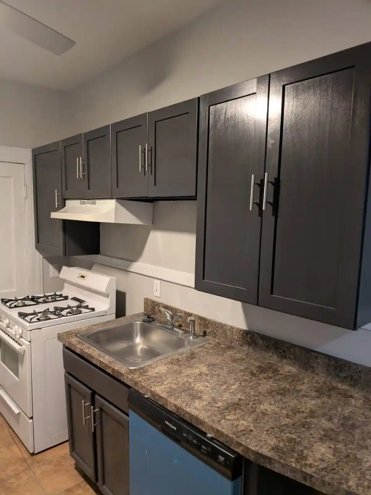 Photo 3 of House for sale at 25 N Tucker St, Memphis, TN 38104 | MLS# 10232845 | Listing updated on 2026-10-28