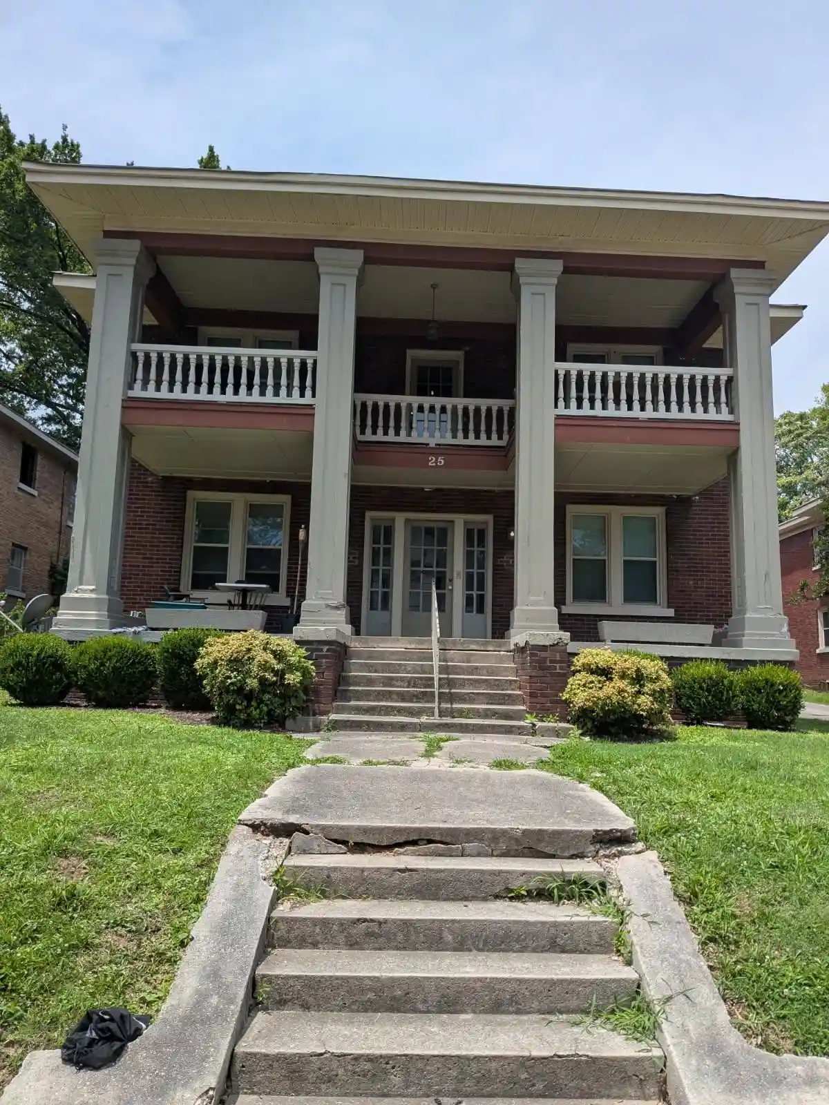 Multi family home for sale at 33 N Tucker St, Memphis, TN 38104 | MLS# 10232850