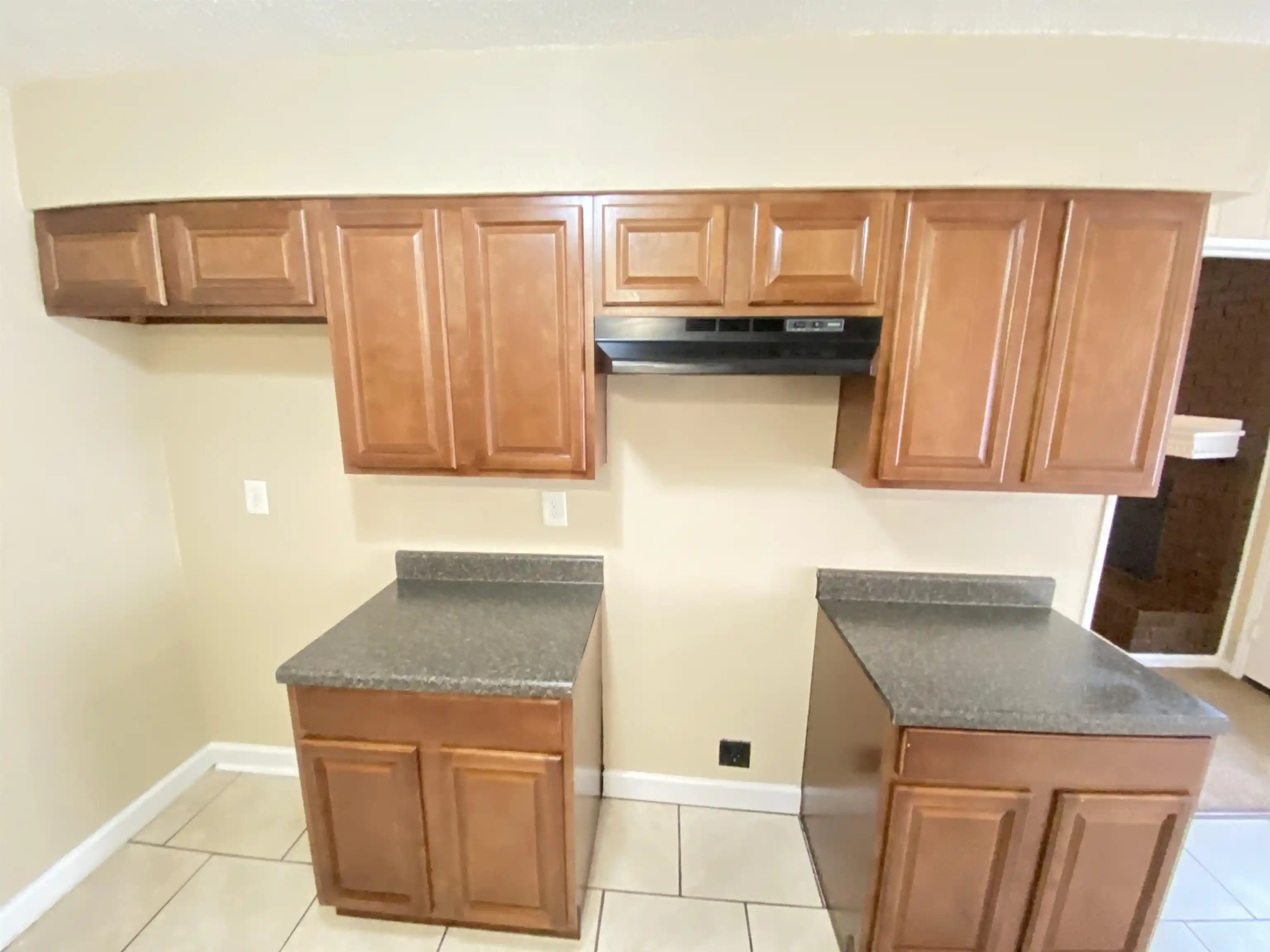 Photo 3 of Sale Pending at 3473 Clearbrook St, Memphis, TN 38118 | MLS# 10232900 | Listing updated on 2026-10-21