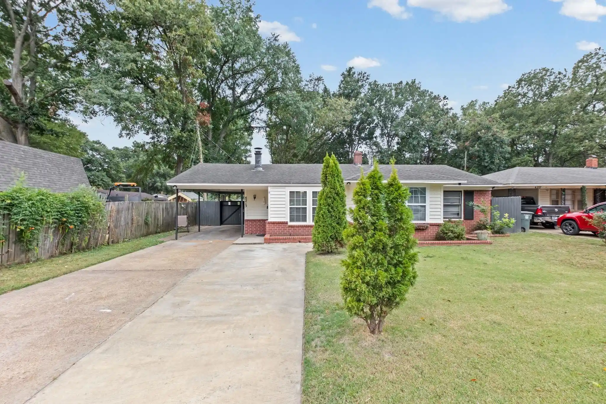 Photo 1 of Sale Pending at 4213 Given Ave, Memphis, TN 38122 | MLS# 10232908 | Listing updated on 2026-10-29