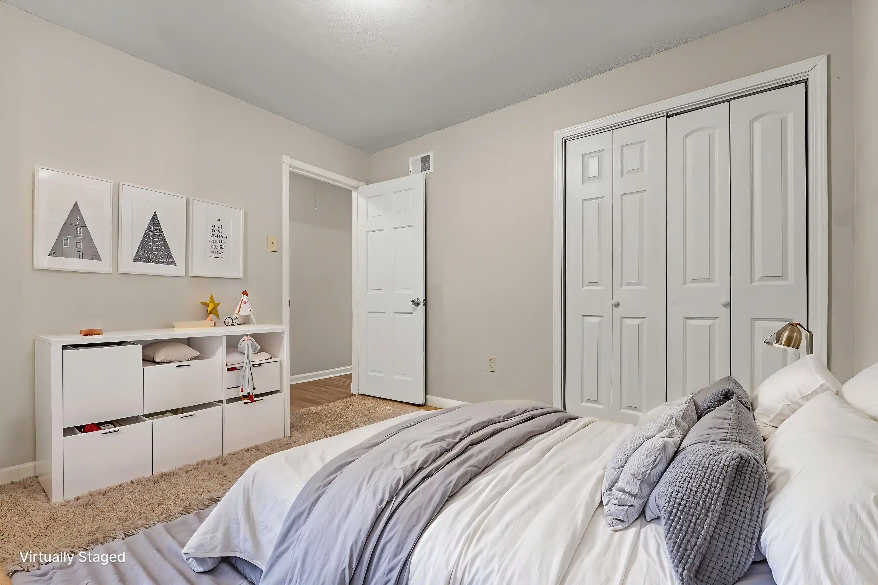 Photo 4 of Single family home for sale at 3122 Pebble Beach Cv, Memphis, TN 38115 | MLS# 10232964 | Listing updated on 2026-10-29