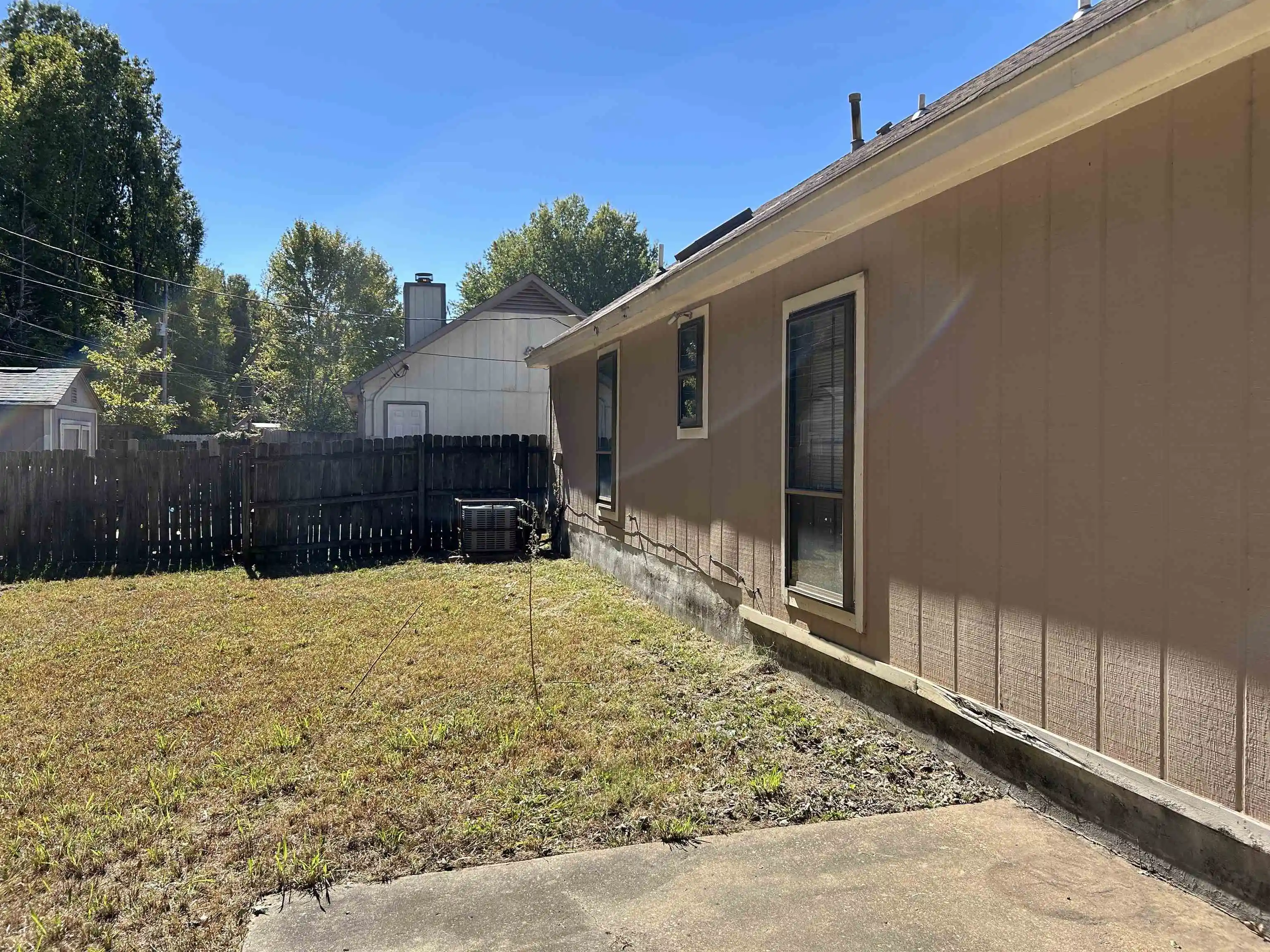 Photo 4 of Single family home for sale at 4522 Sunnyslope Dr, Memphis, TN 38141 | MLS# 10232985 | Listing updated on 2026-10-22