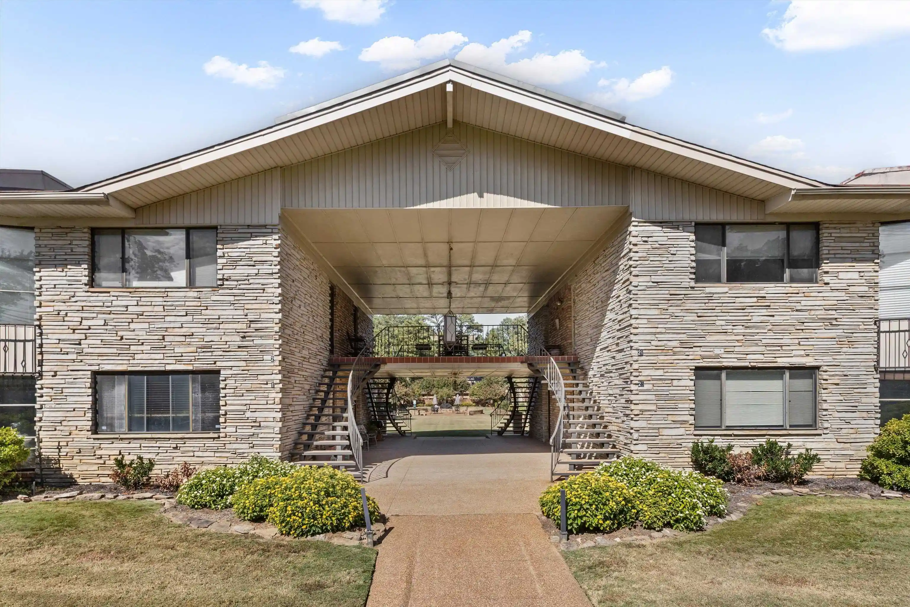 Photo 1 of Condo for sale at 4400 Poplar Ave #18, Memphis, TN 38117 | MLS# 10233005 | Listing updated on 2026-10-28