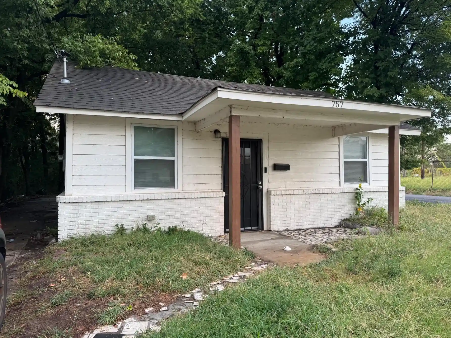 Photo 1 of Single family home for sale at 757 Glankler St, Memphis, TN 38112 | MLS# 10233030 | Listing updated on 2026-10-22