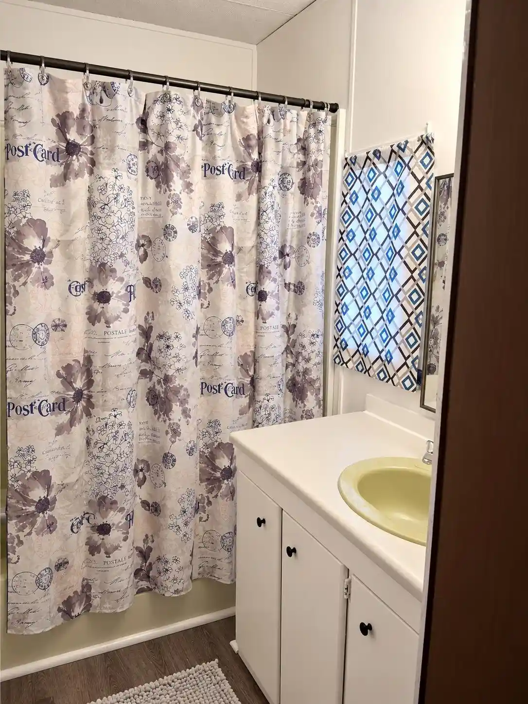 Photo 2 of Single family home for sale at 68 Holiday Shorees Rd, Scottsboro, AL 35769 | MLS# 10233065 | Listing updated on 2026-10-23
