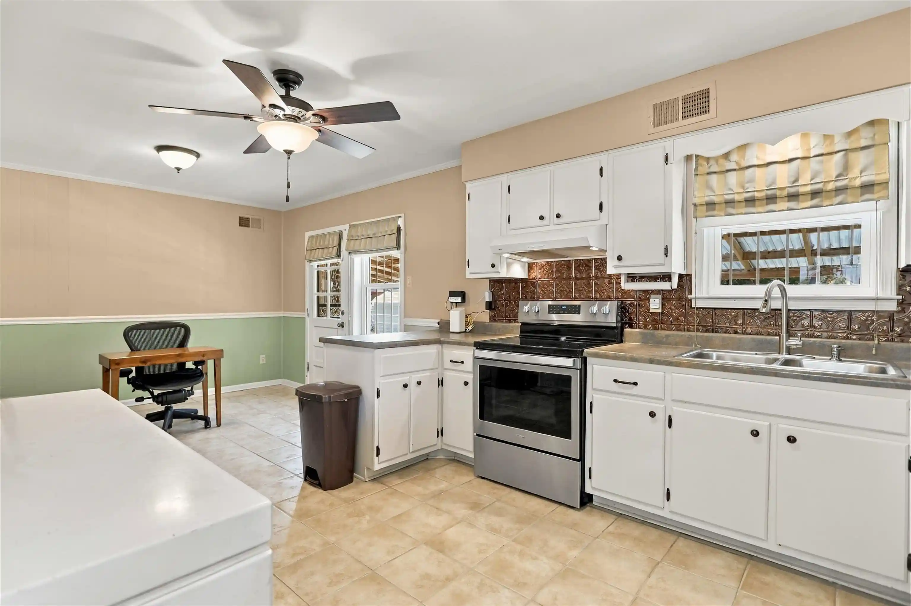 Photo 2 of Single family home for sale at 5111 Breckenwood Dr, Memphis, TN 38127 | MLS# 10233079 | Listing updated on 2026-10-23