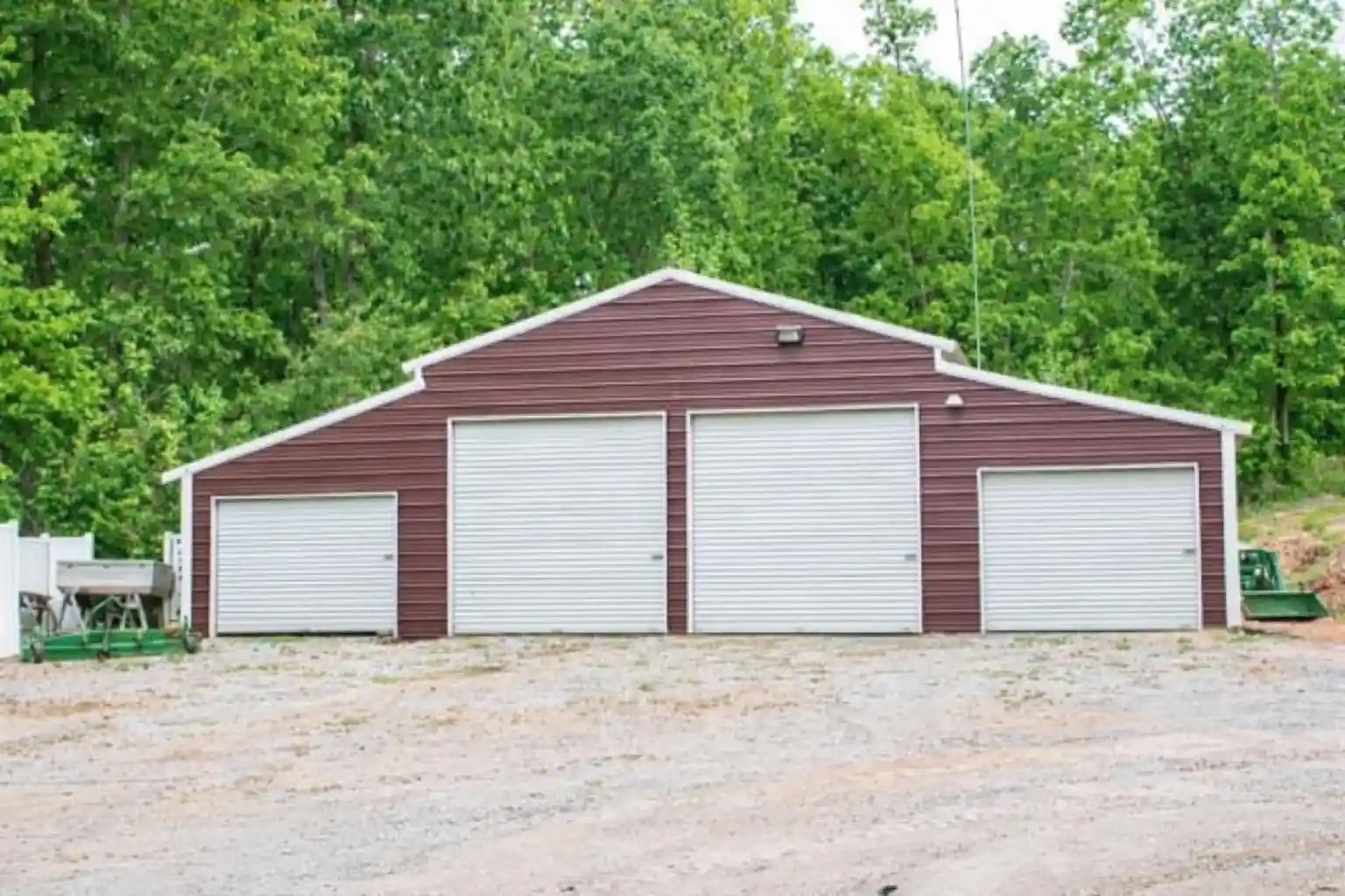 Photo 2 of Single family home for sale at 410 Cr 261 Rd, Iuka, MS 38852 | MLS# 10233086 | Listing updated on 2026-10-23