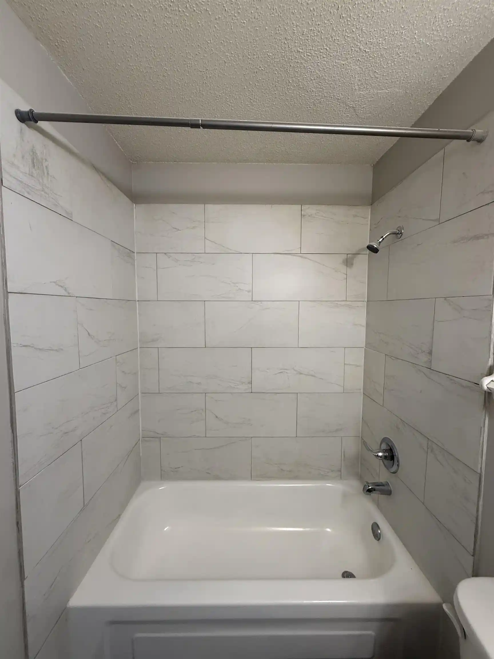 Photo 3 of Single family home for sale at 2320 Bobolink Cv, Memphis, TN 38134 | MLS# 10233096 | Listing updated on 2026-10-28