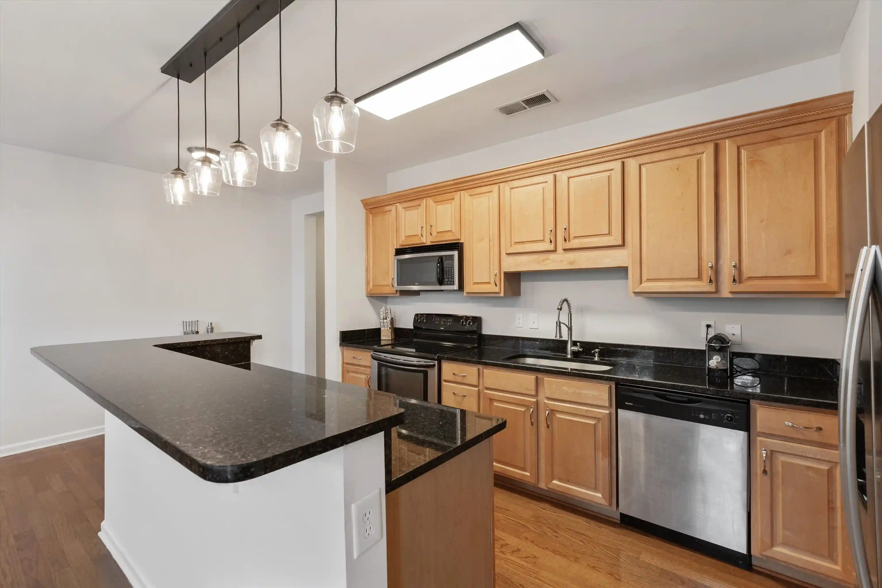 Photo 3 of Condo for sale at 730 Litty Ct #204, Memphis, TN 38103 | MLS# 10233115 | Listing updated on 2026-10-24