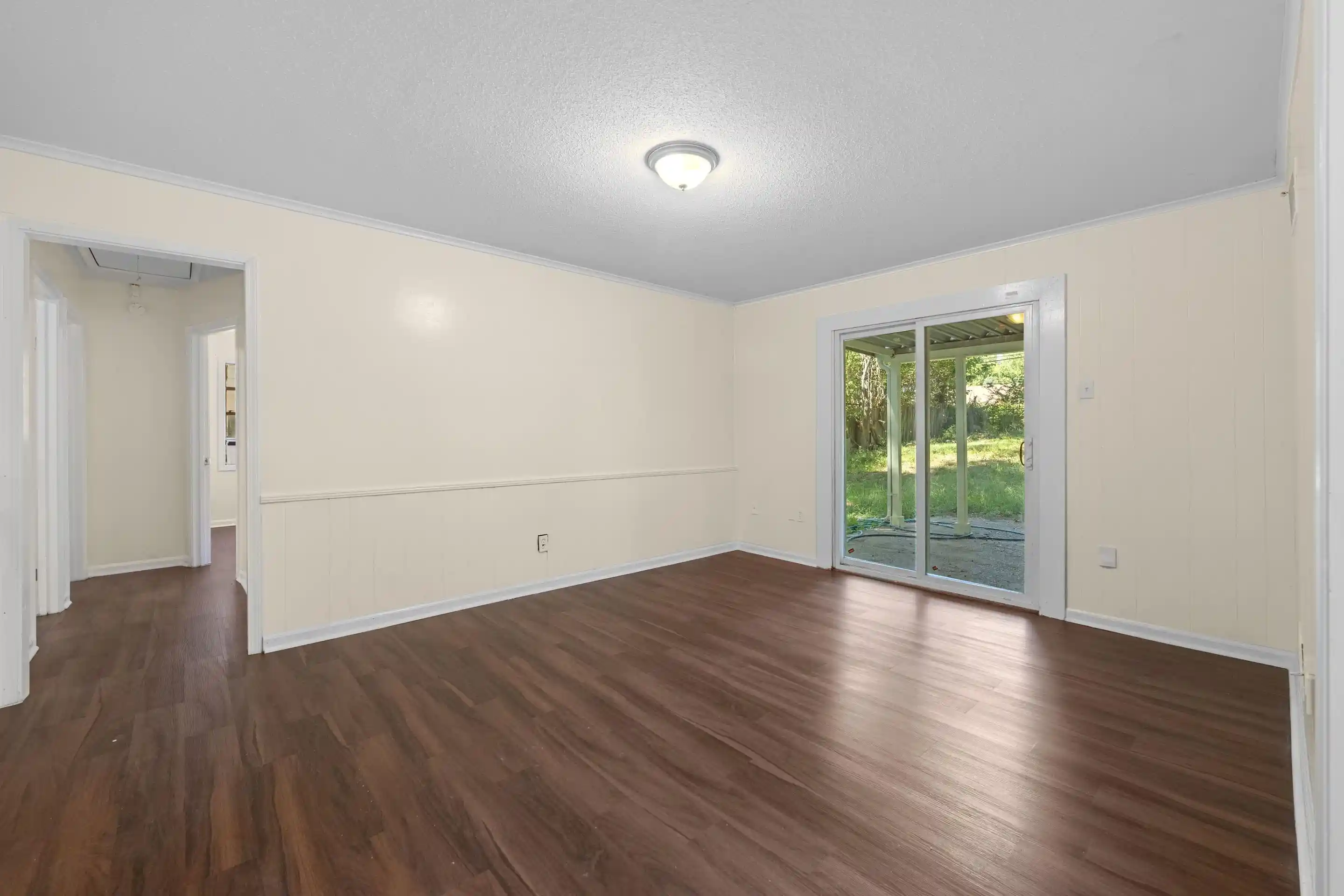 Photo 4 of Townhouse for sale at 3994 Mcweeny Ave, Memphis, TN 38128 | MLS# 10233131 | Listing updated on 2026-10-23
