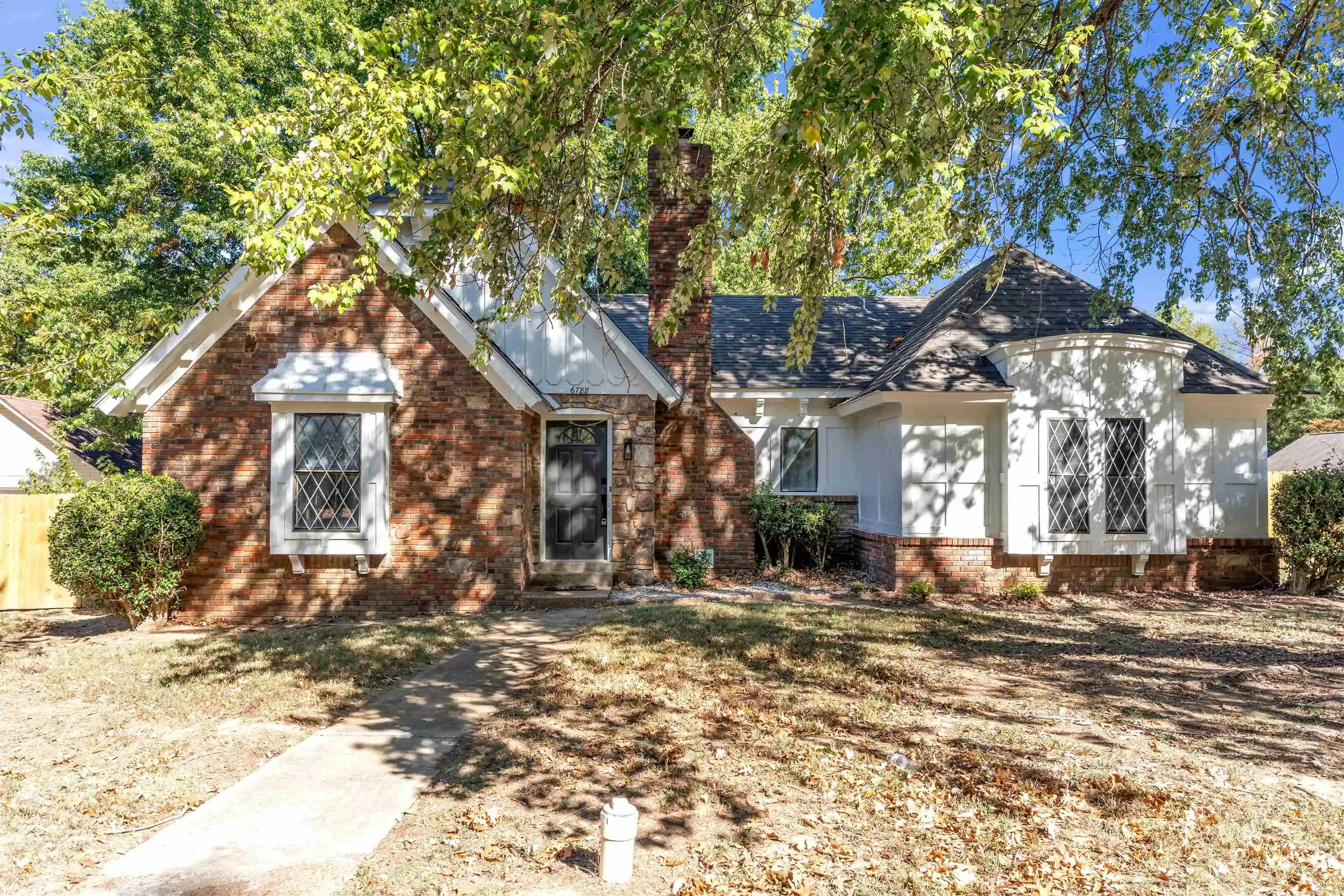Single family home for sale at 6788 Burlingame Dr, Memphis, TN 38141 | MLS# 10233156