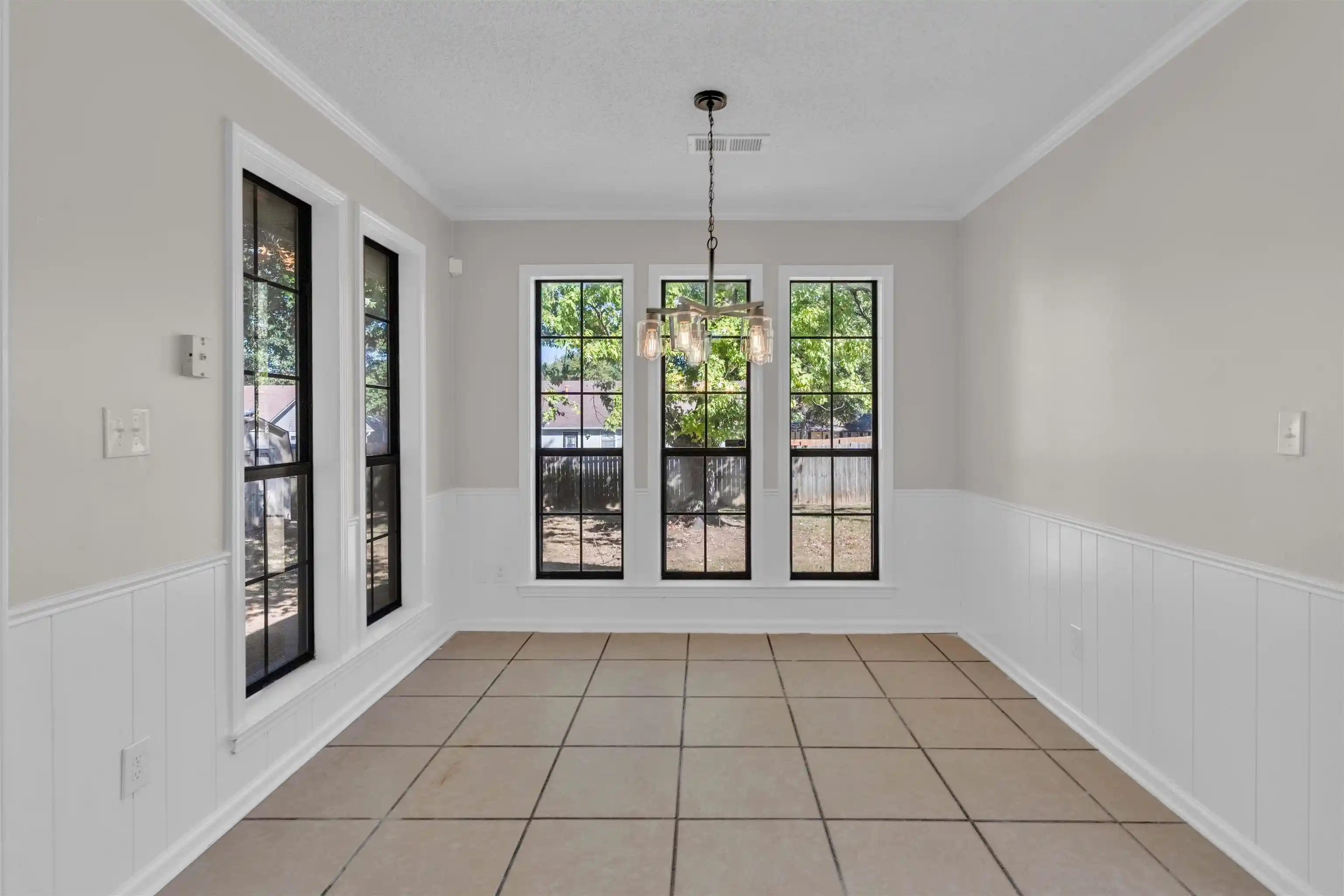 Photo 2 of Single family home for sale at 6788 Burlingame Dr, Memphis, TN 38141 | MLS# 10233156 | Listing updated on 2026-10-24