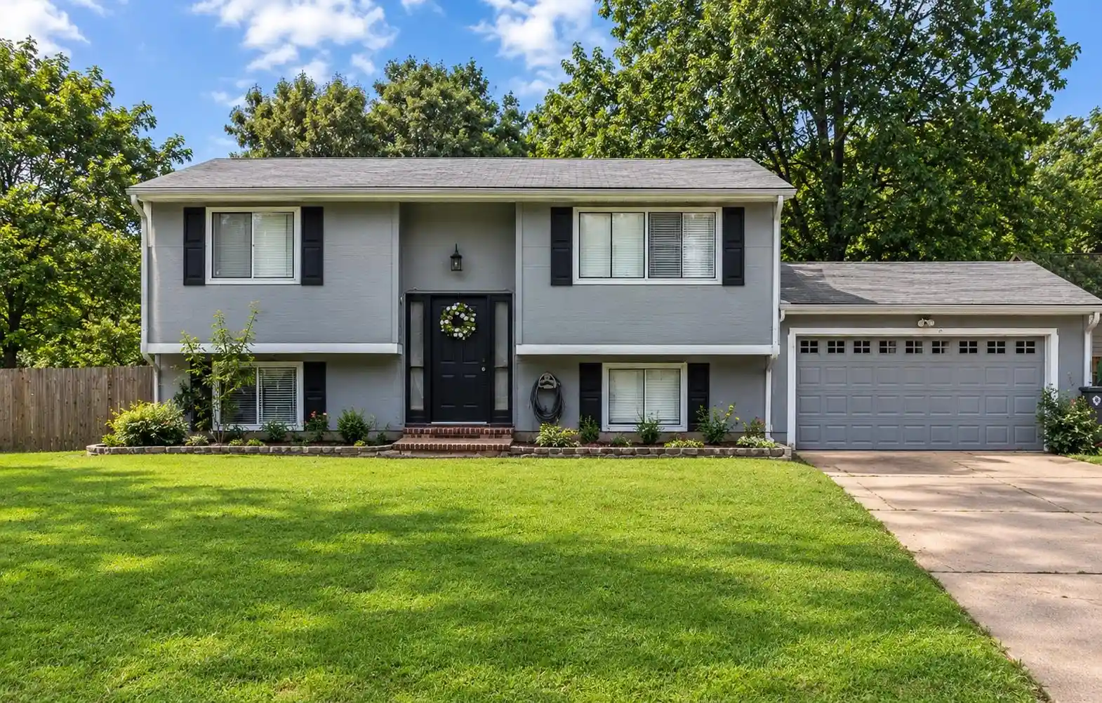Photo 1 of Single family home for sale at 3798 Kennings Dr, Memphis, TN 38125 | MLS# 10233180 | Listing updated on 2026-10-25