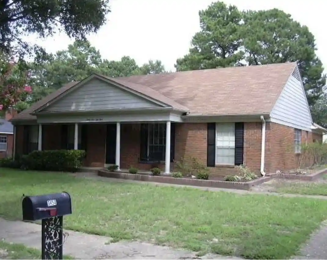 Townhouse for sale at 3454 Fox Meadows Rd, Memphis, TN 38115 | MLS# 10233183
