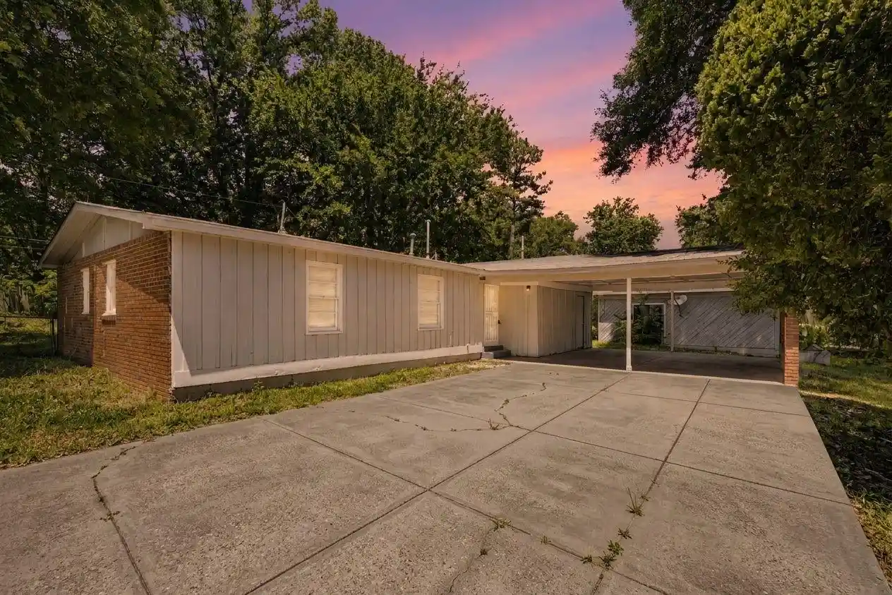 Photo 1 of Single family home for sale at 3083 Arrendale St, Memphis, TN 38118 | MLS# 10233192 | Listing updated on 2026-10-25