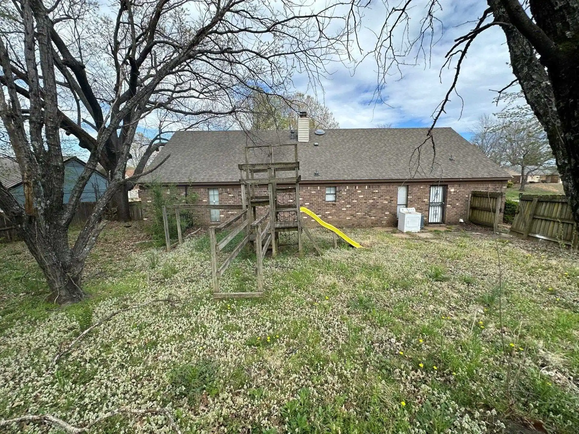 Photo 1 of Single family home for sale at 3981 Timber Trl, Memphis, TN 38115 | MLS# 10233232 | Listing updated on 2026-10-26