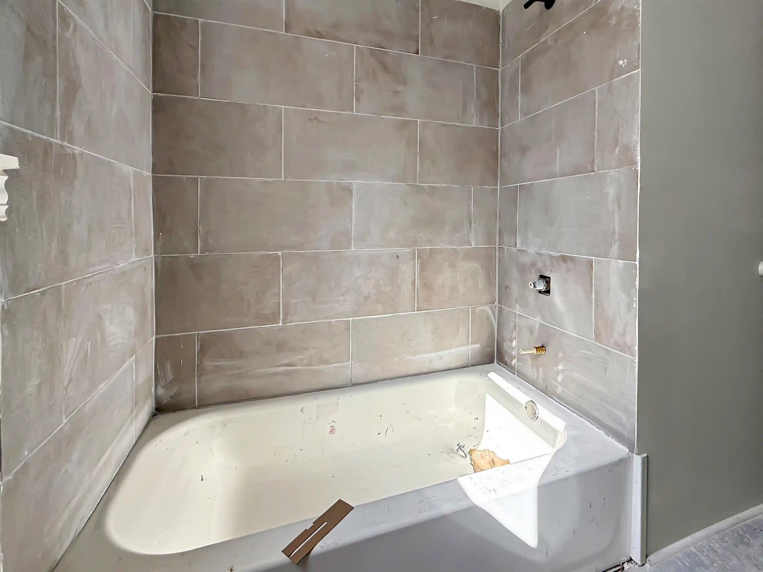 Photo 3 of Single family home for sale at 674 Maury St, Memphis, TN 38107 | MLS# 10233299 | Listing updated on 2026-10-29