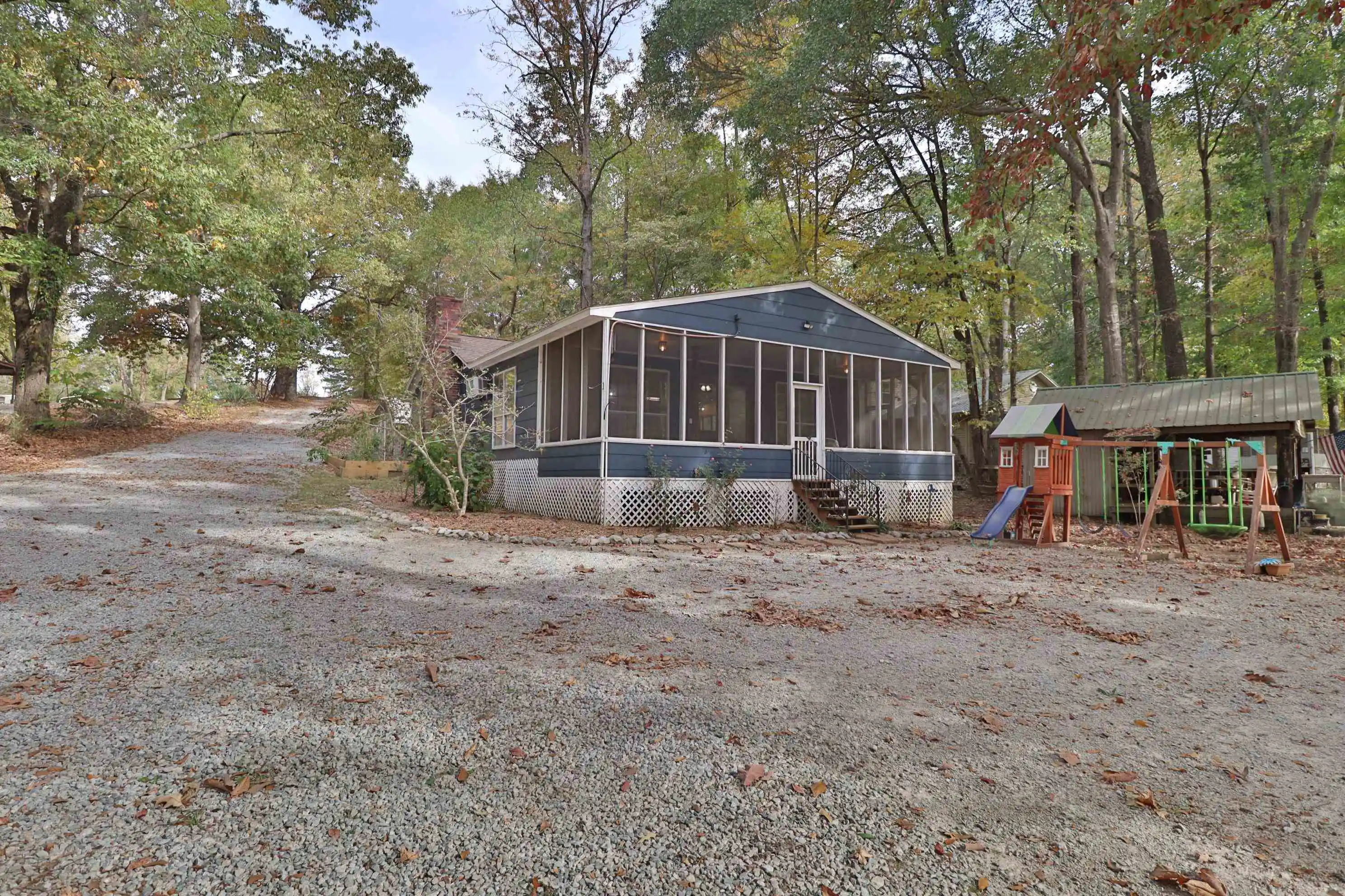 Photo 1 of Single family home for sale at 319 River Bnd Rd, Brownsville, TN 38012 | MLS# 10233303 | Listing updated on 2026-10-27