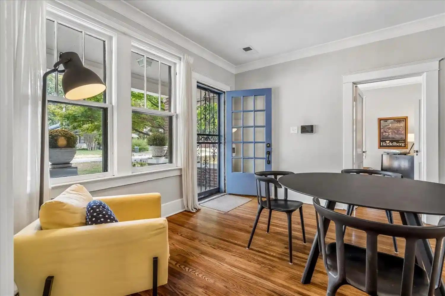 Photo 4 of Single family home for sale at 729 Maury St, Memphis, TN 38107 | MLS# 10233349 | Listing updated on 2026-10-28