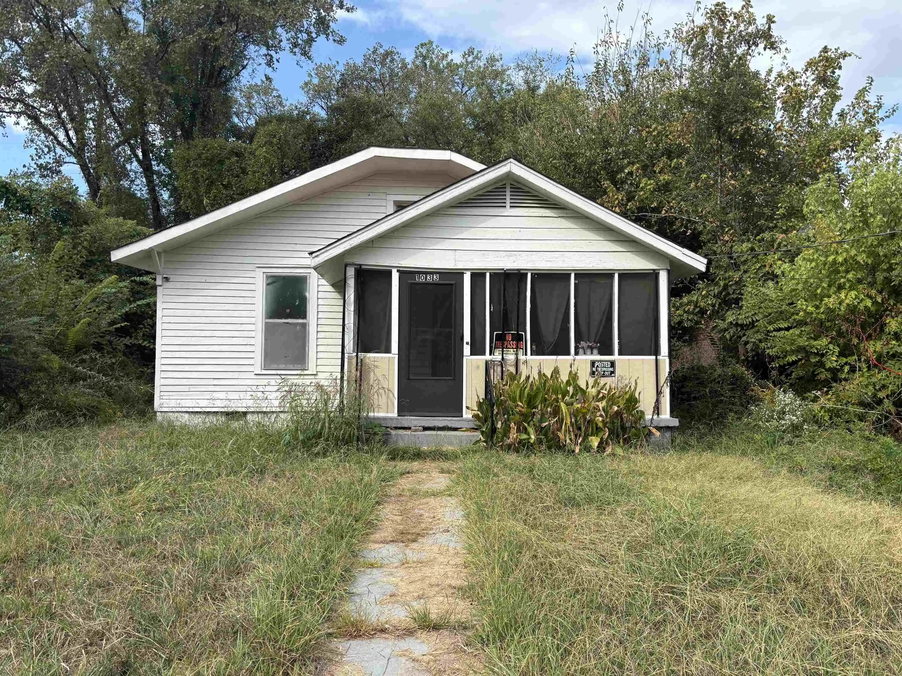 Photo 1 of Single family home for sale at 1033 Leath St, Memphis, TN 38107 | MLS# 10233387 | Listing updated on 2026-10-29