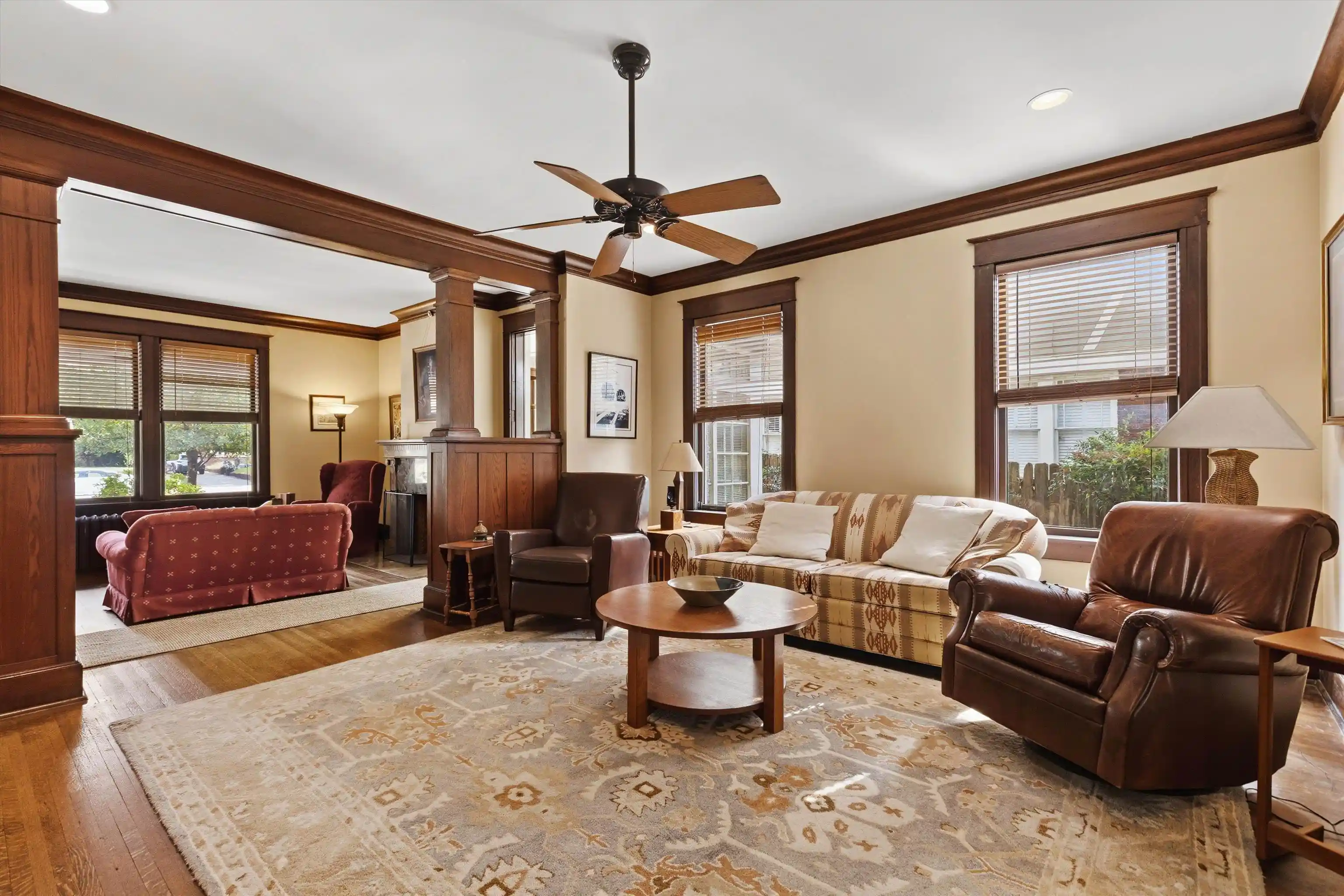 Photo 2 of Single family home for sale at 443 Stonewall St, Memphis, TN 38112 | MLS# 10233401 | Listing updated on 2026-10-29