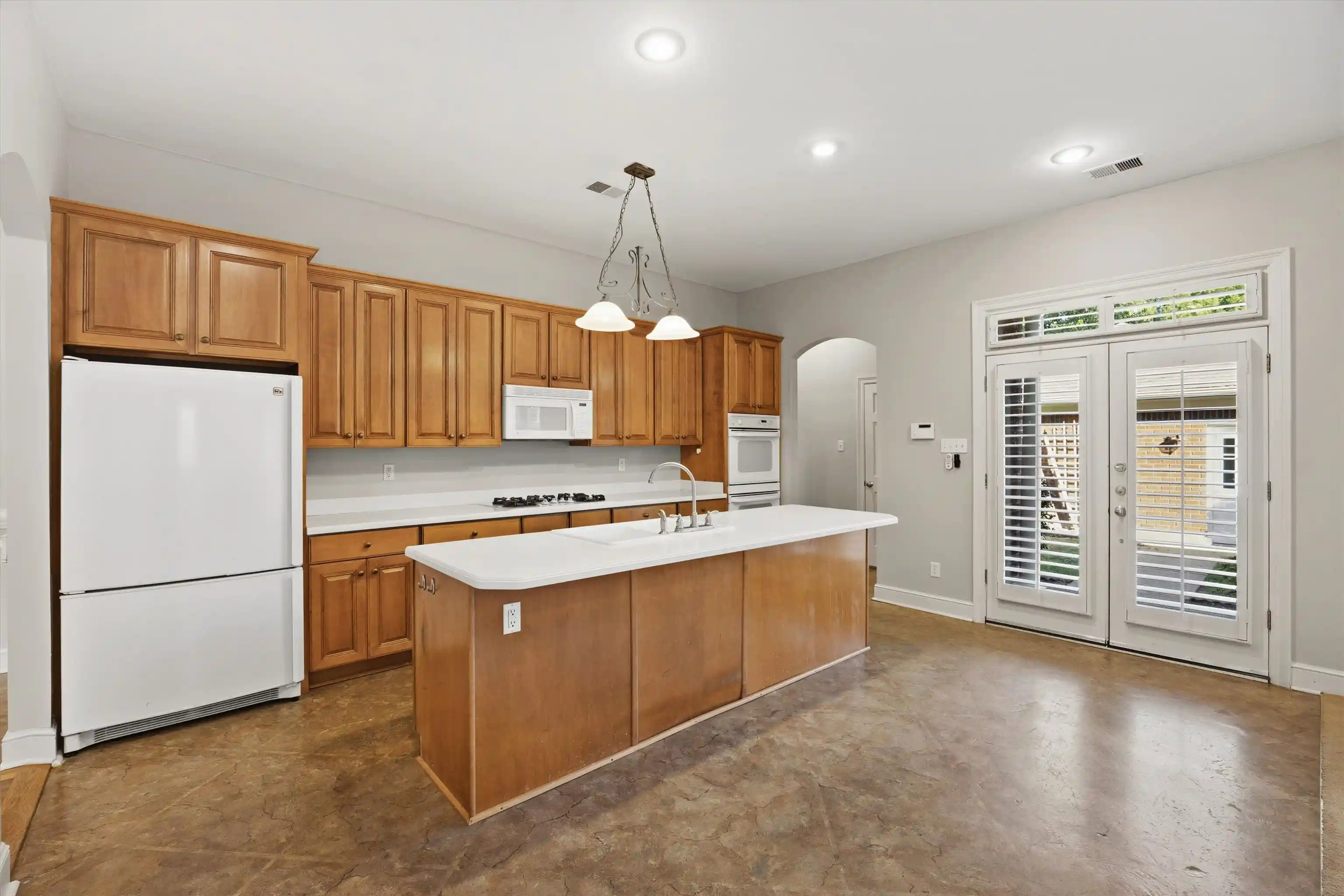 Photo 2 of Single family home for sale at 1694 Peach Ave, Memphis, TN 38112 | MLS# 10233406 | Listing updated on 2026-10-29